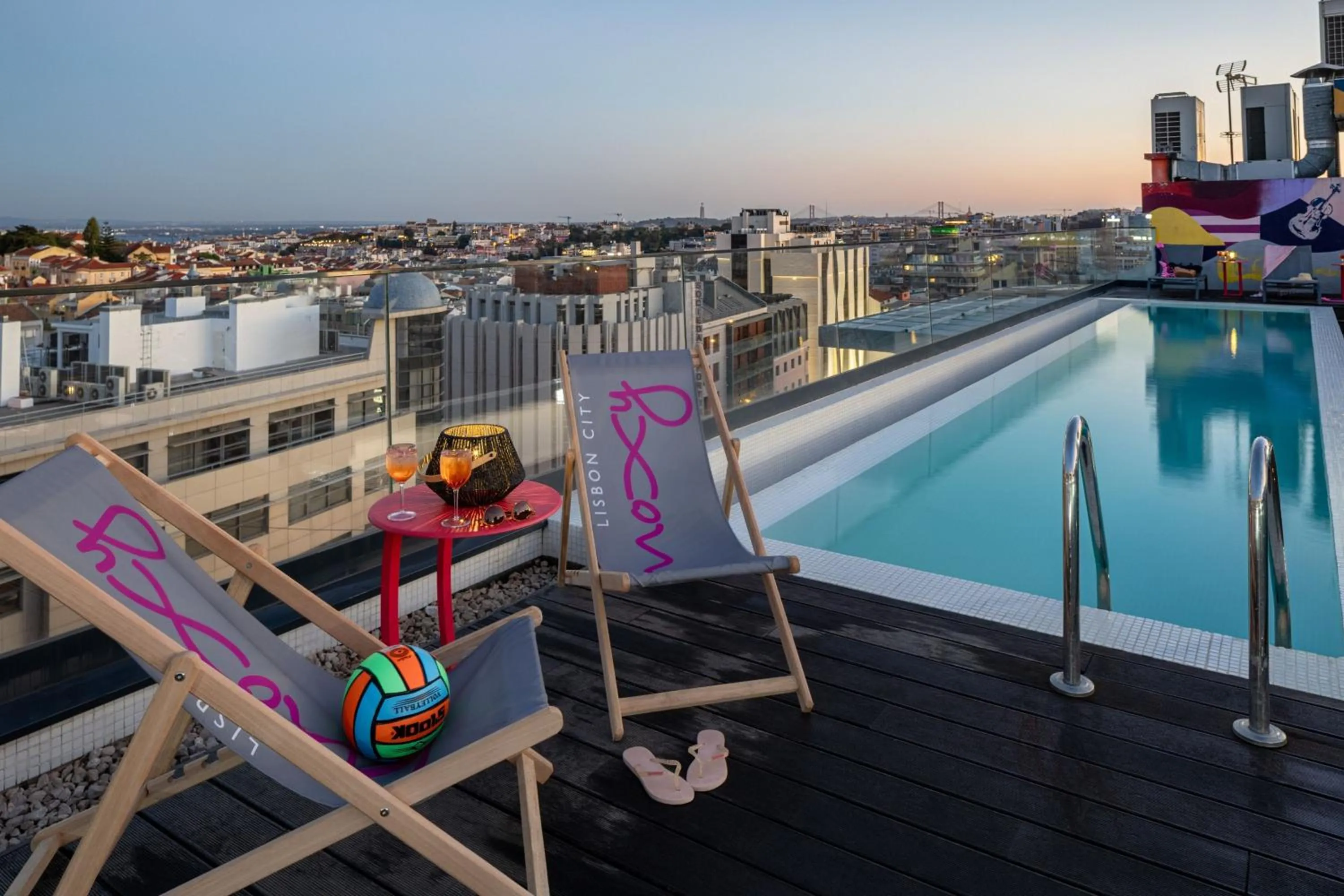 Swimming pool in Moxy Lisbon City