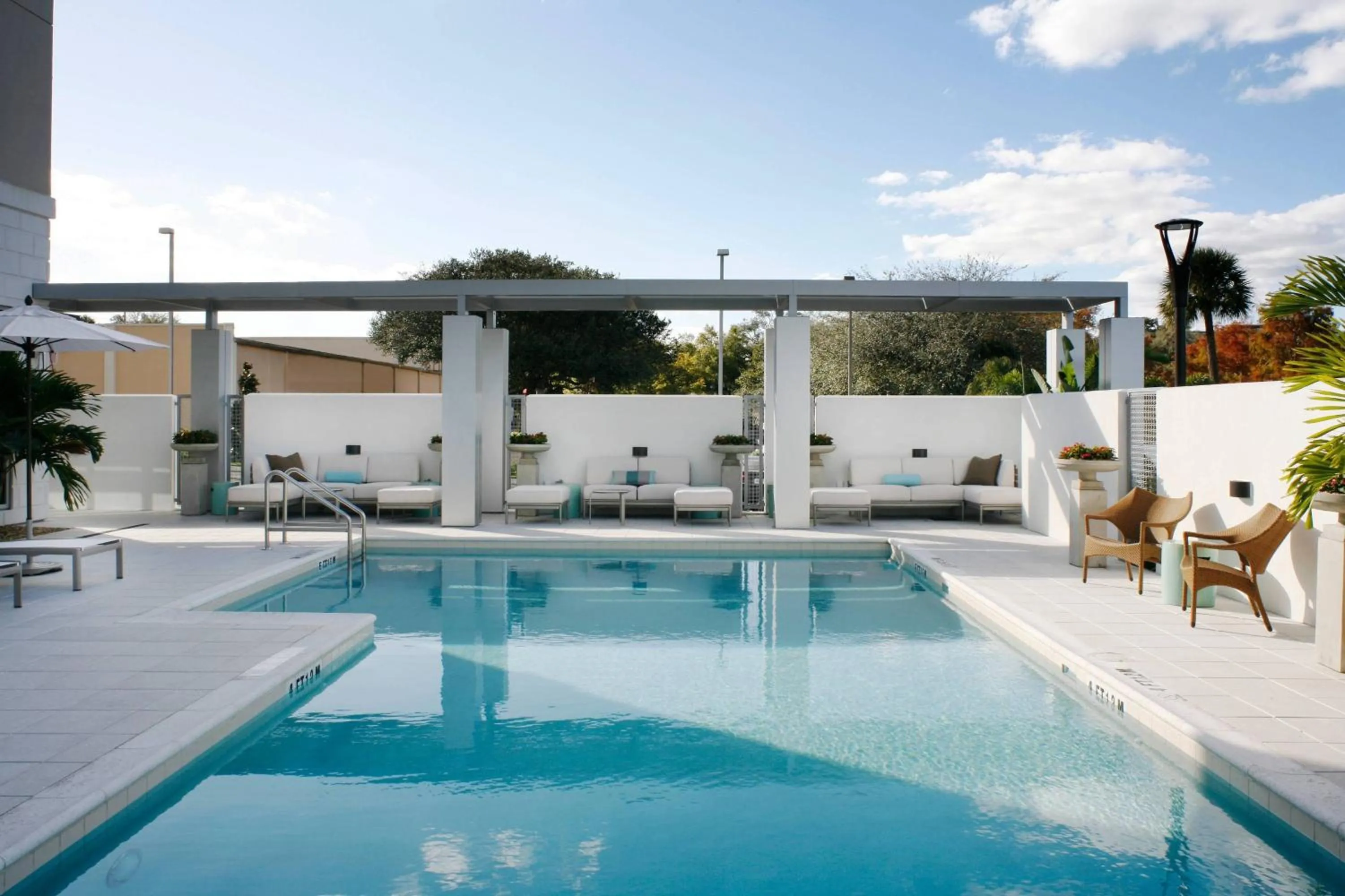 Swimming pool in TownePlace Suites by Marriott Orlando Downtown