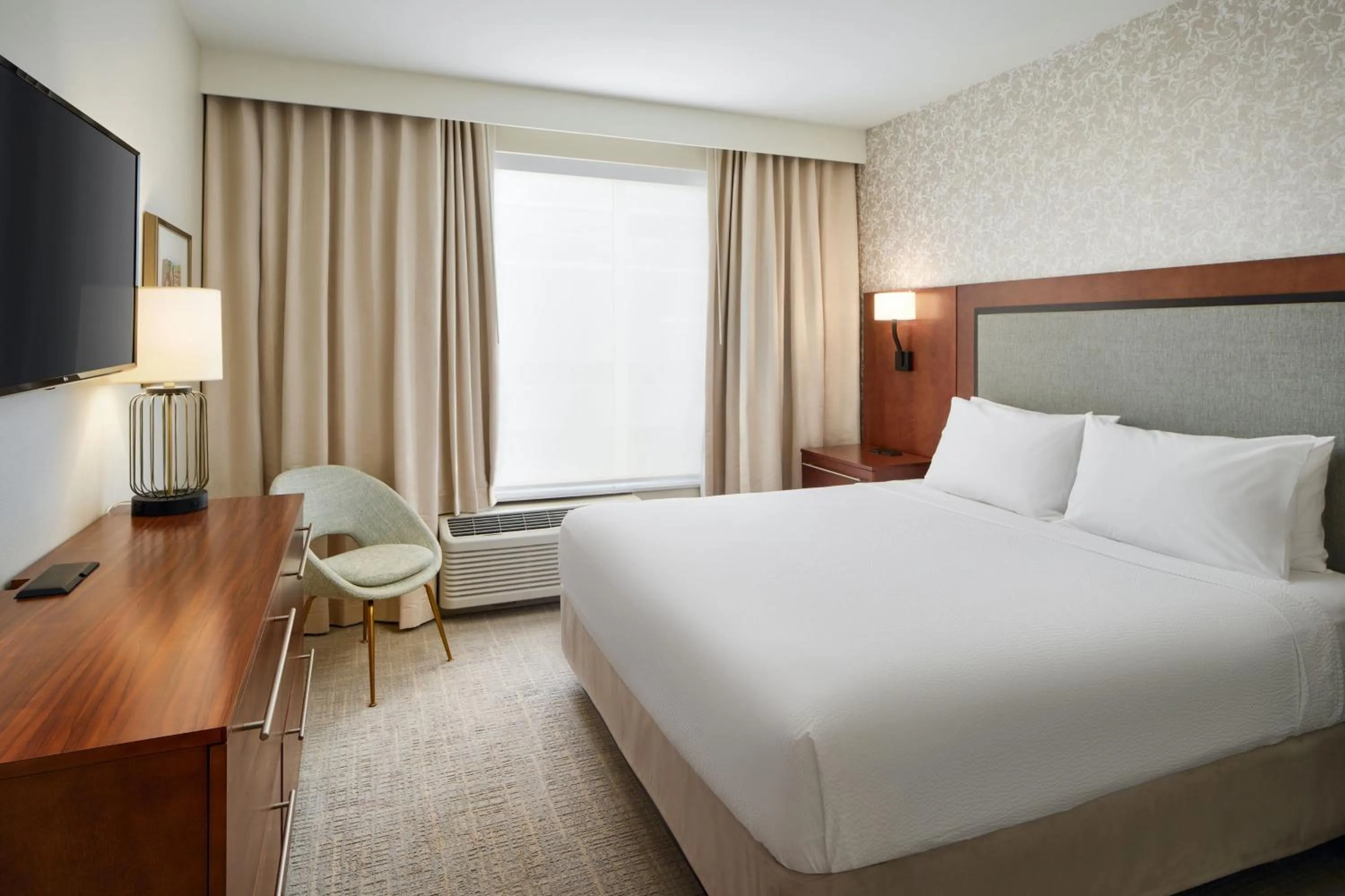 Bedroom, Bed in TownePlace Suites by Marriott Orlando Downtown