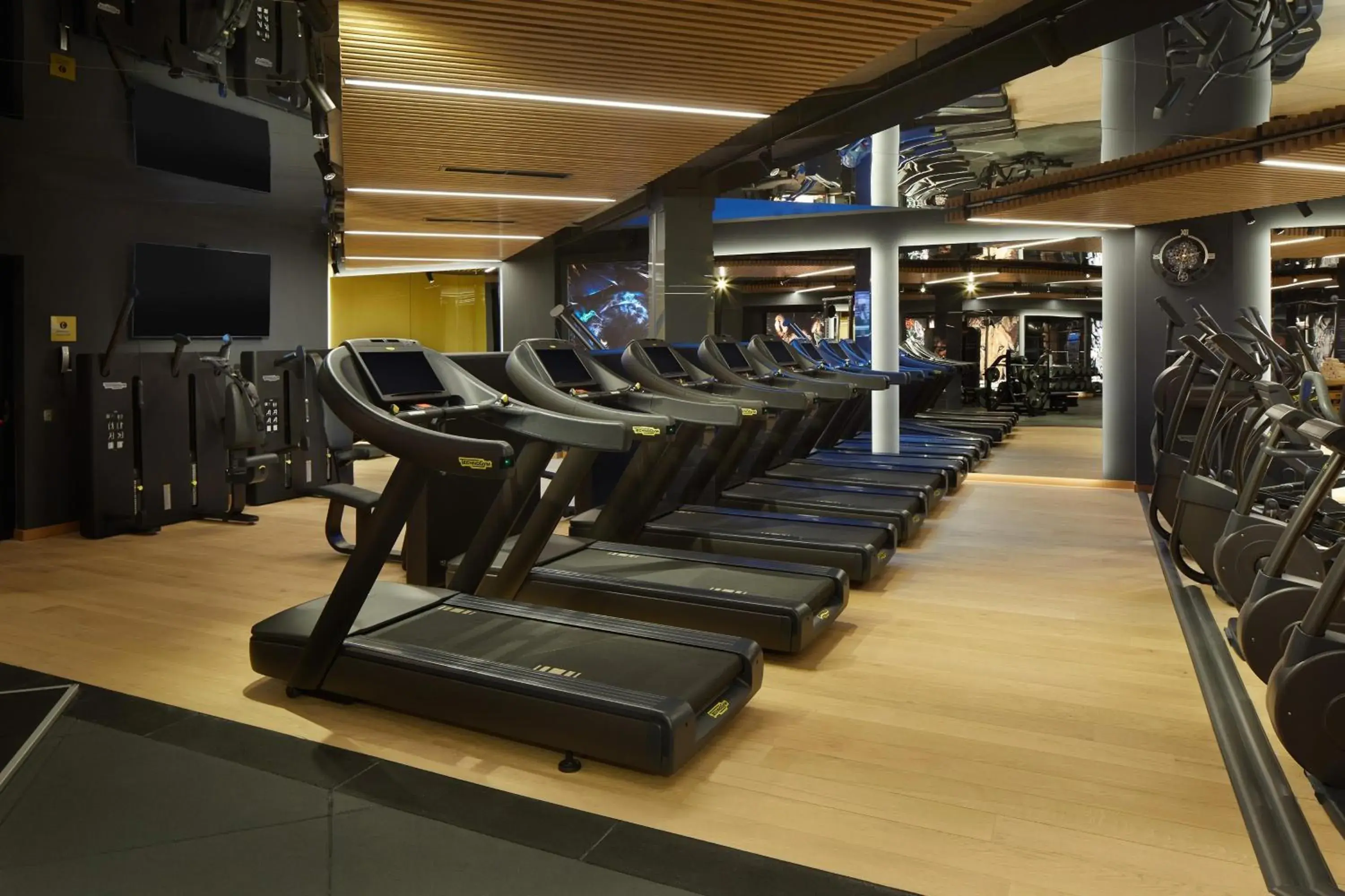 Fitness centre/facilities in Four Points by Sheraton Prishtina City Fitness centre/facilities in Four Points by Sheraton Prishtina City
