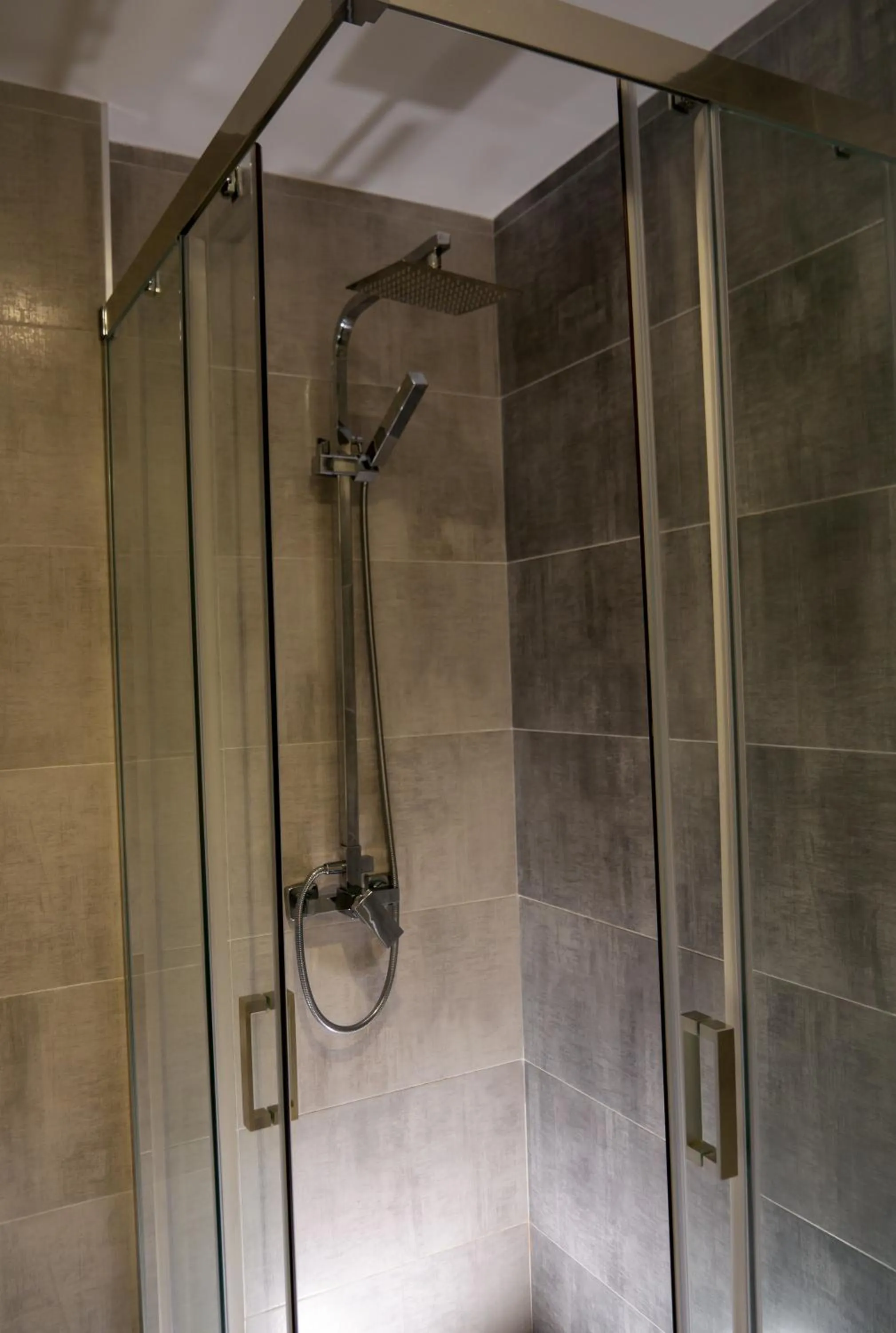 Shower in Apartamentos Turisticos Flamero