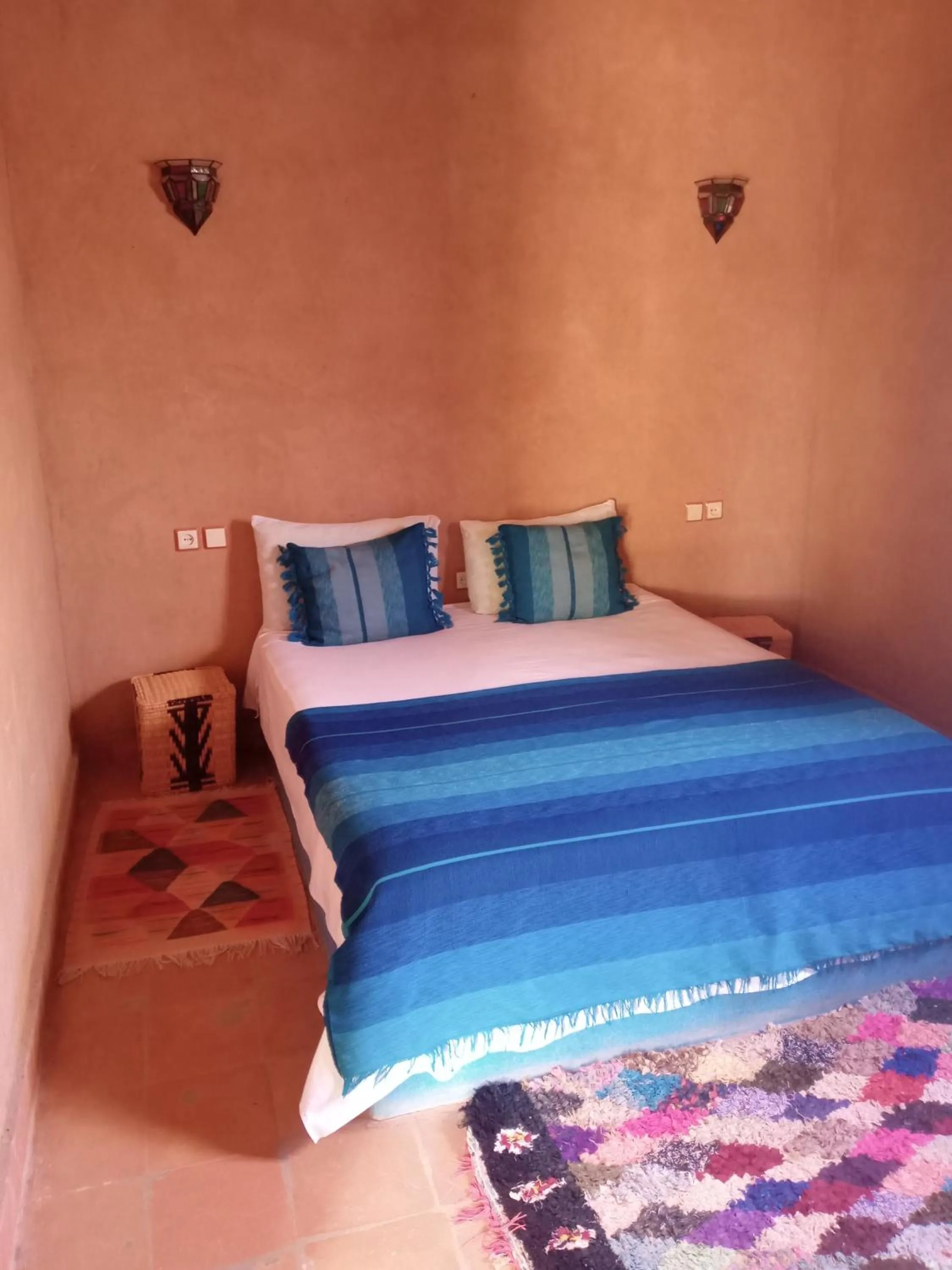 Bed in Maison d'hotes la tour de toile