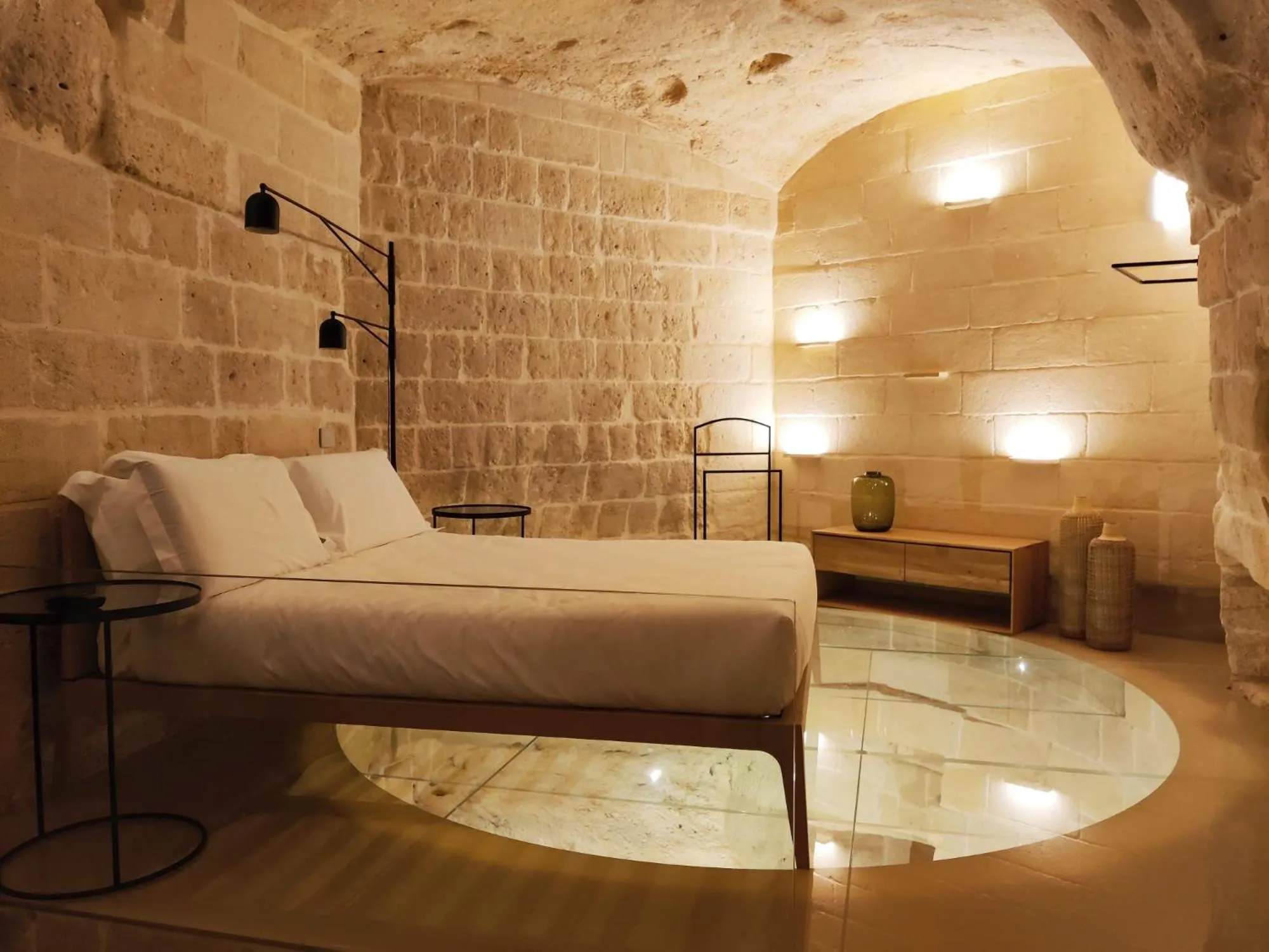 Bedroom in Palazzo Degli Abati