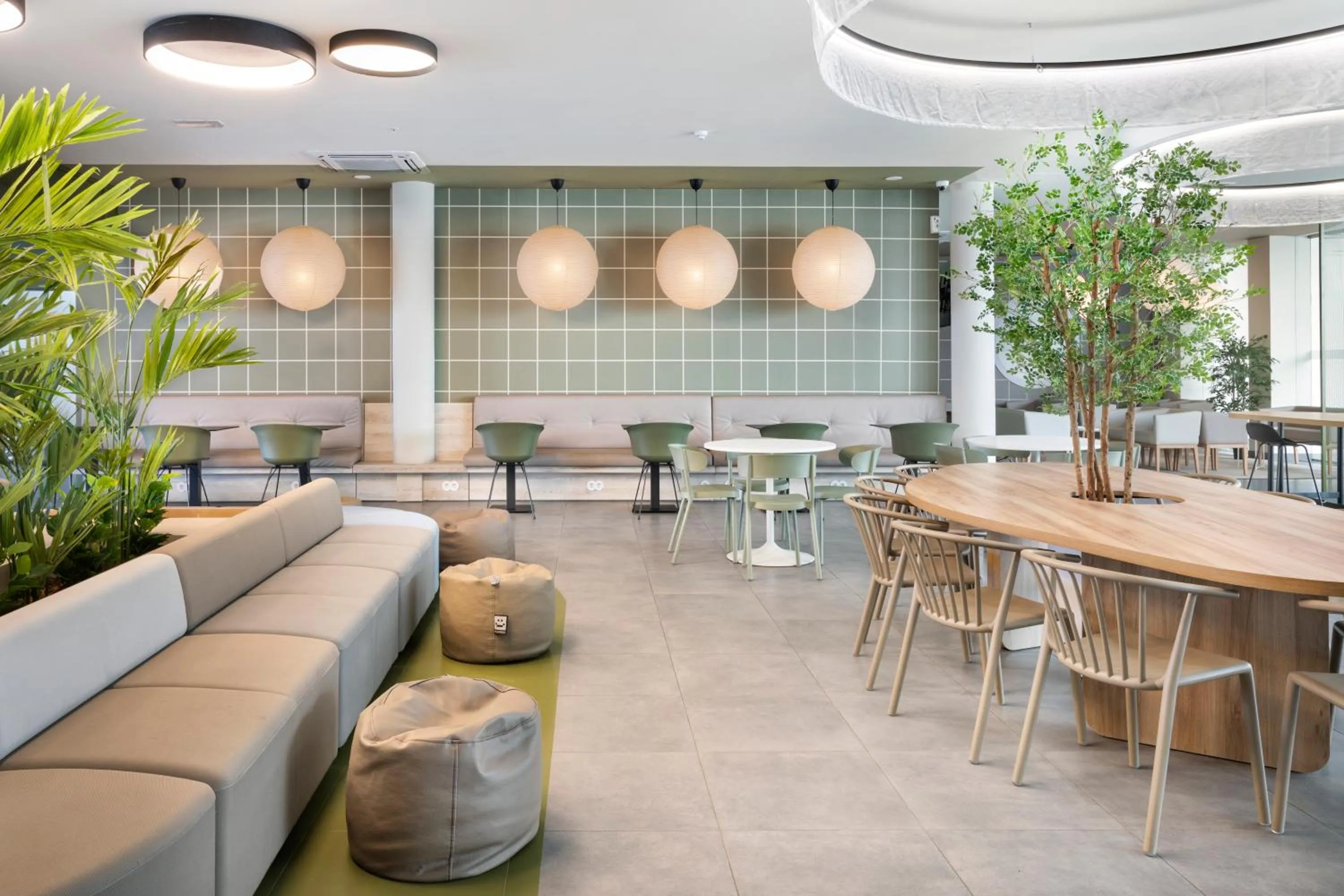 Living room in B&B HOTEL Lisboa Aeroporto