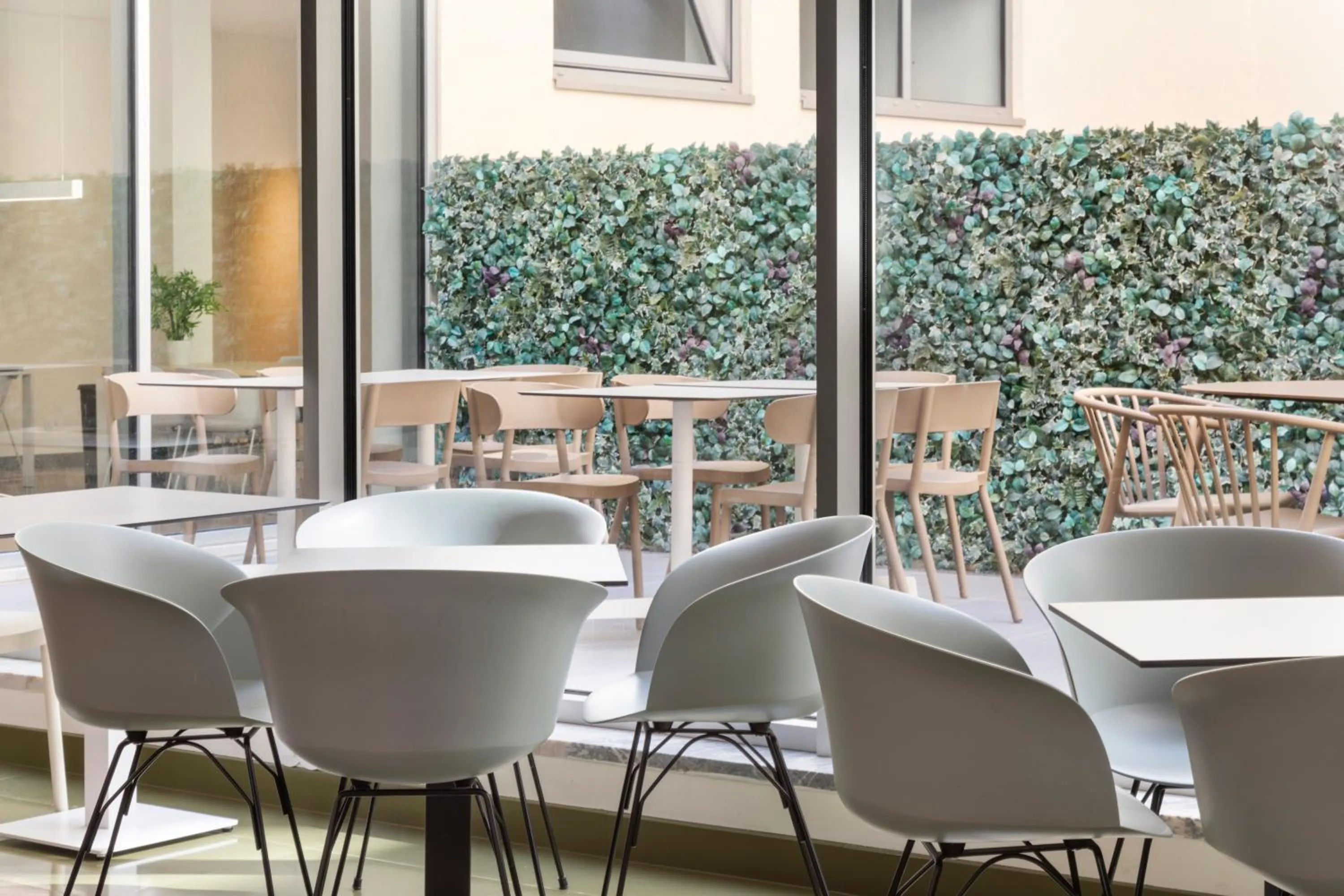 Living room in B&B HOTEL Lisboa Aeroporto