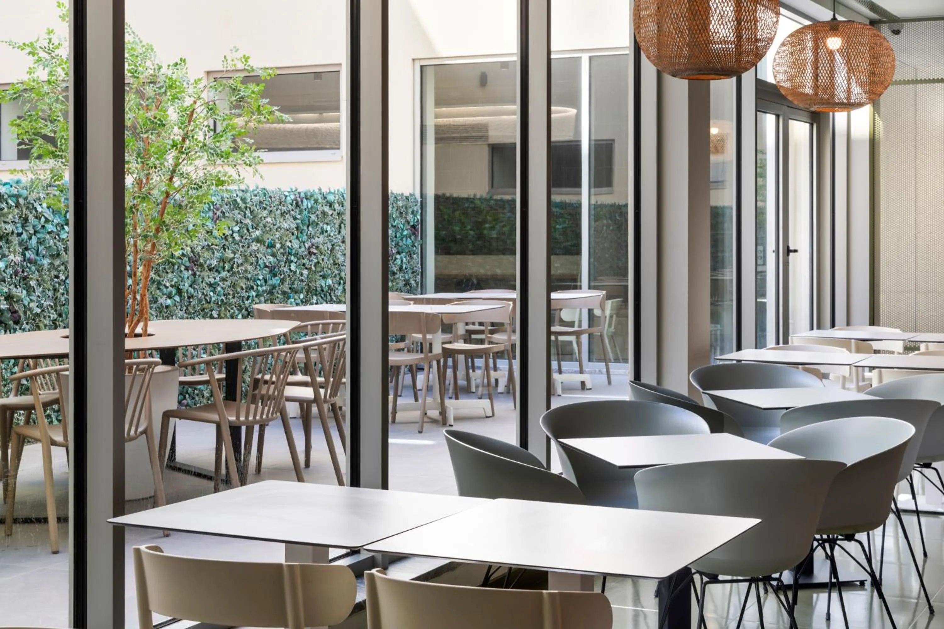 Patio in B&B HOTEL Lisboa Aeroporto