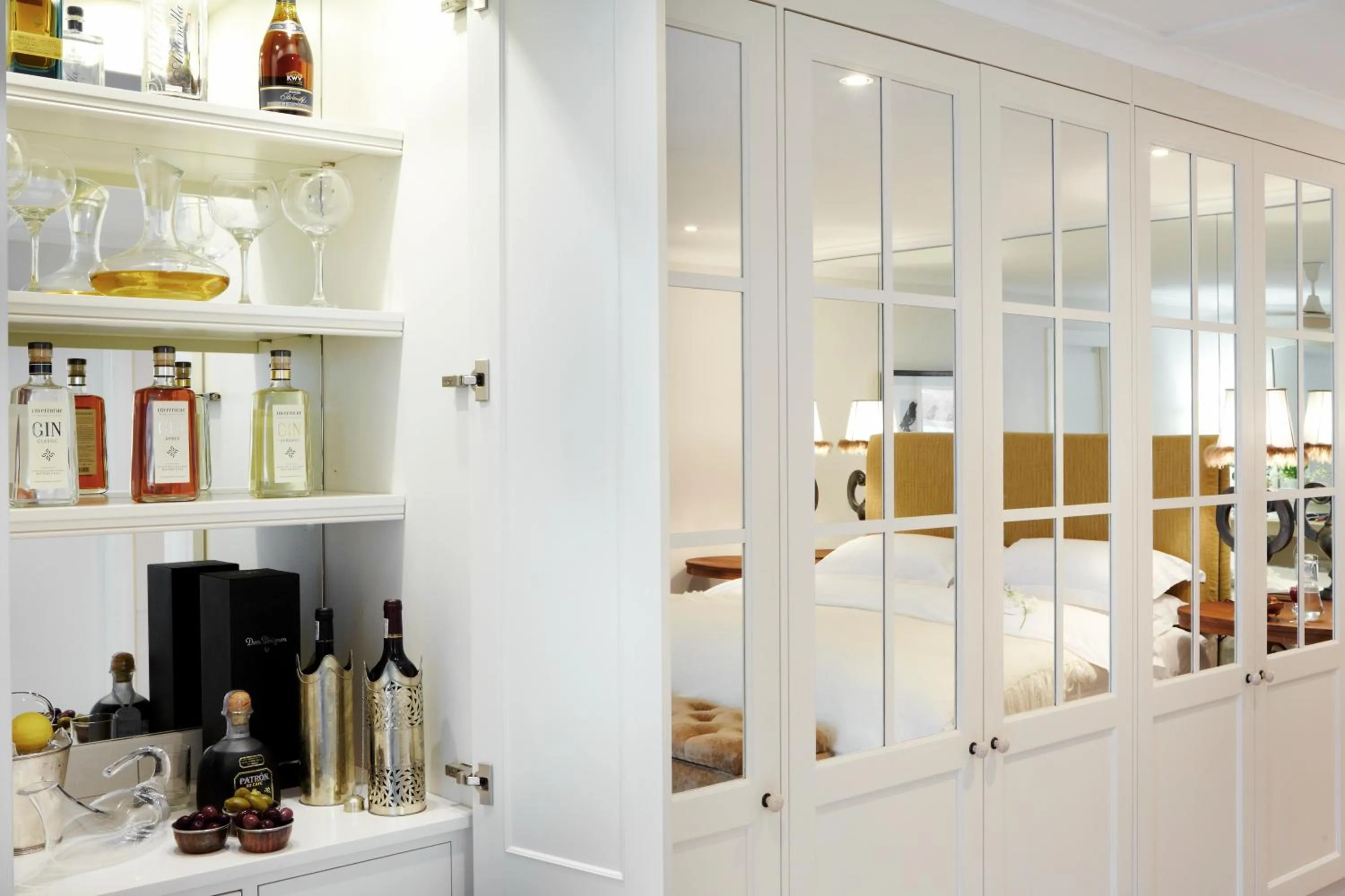 Coffee/tea facilities in Leisure Isle Lodge