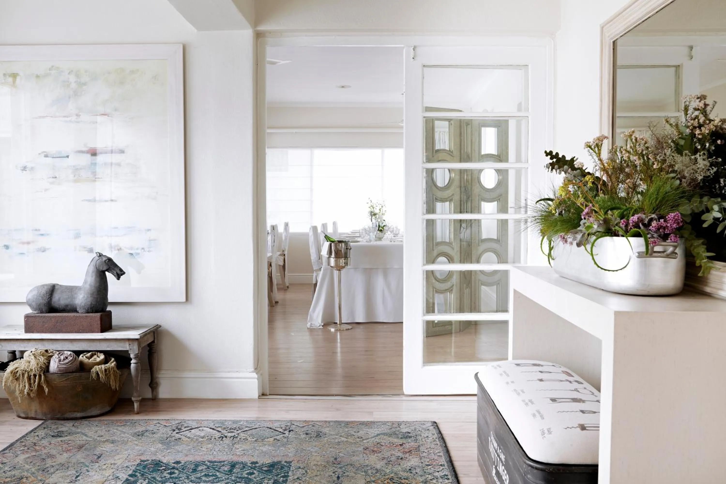 Lobby or reception in Leisure Isle Lodge