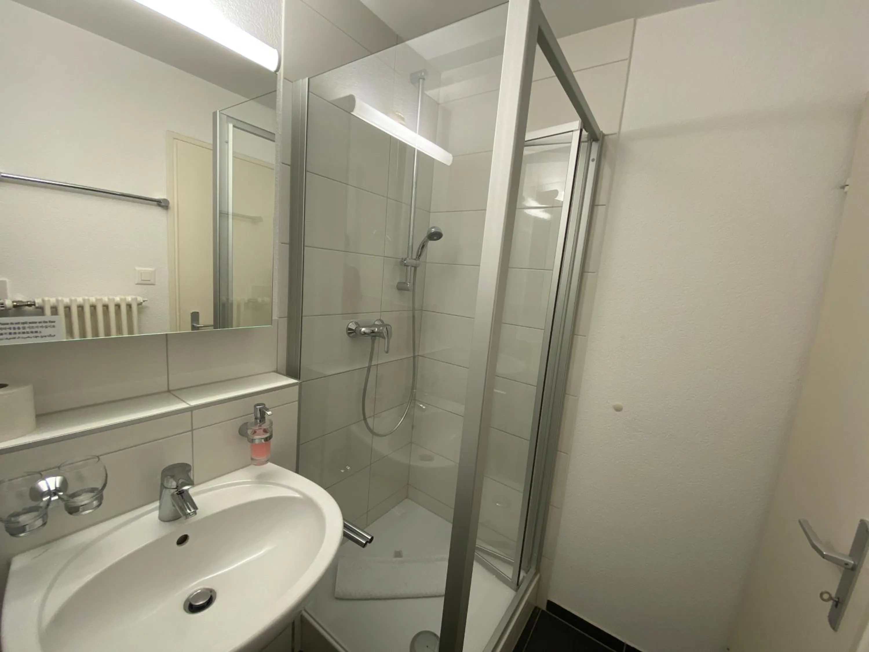 Shower in Galaxy Apartments Lucerne