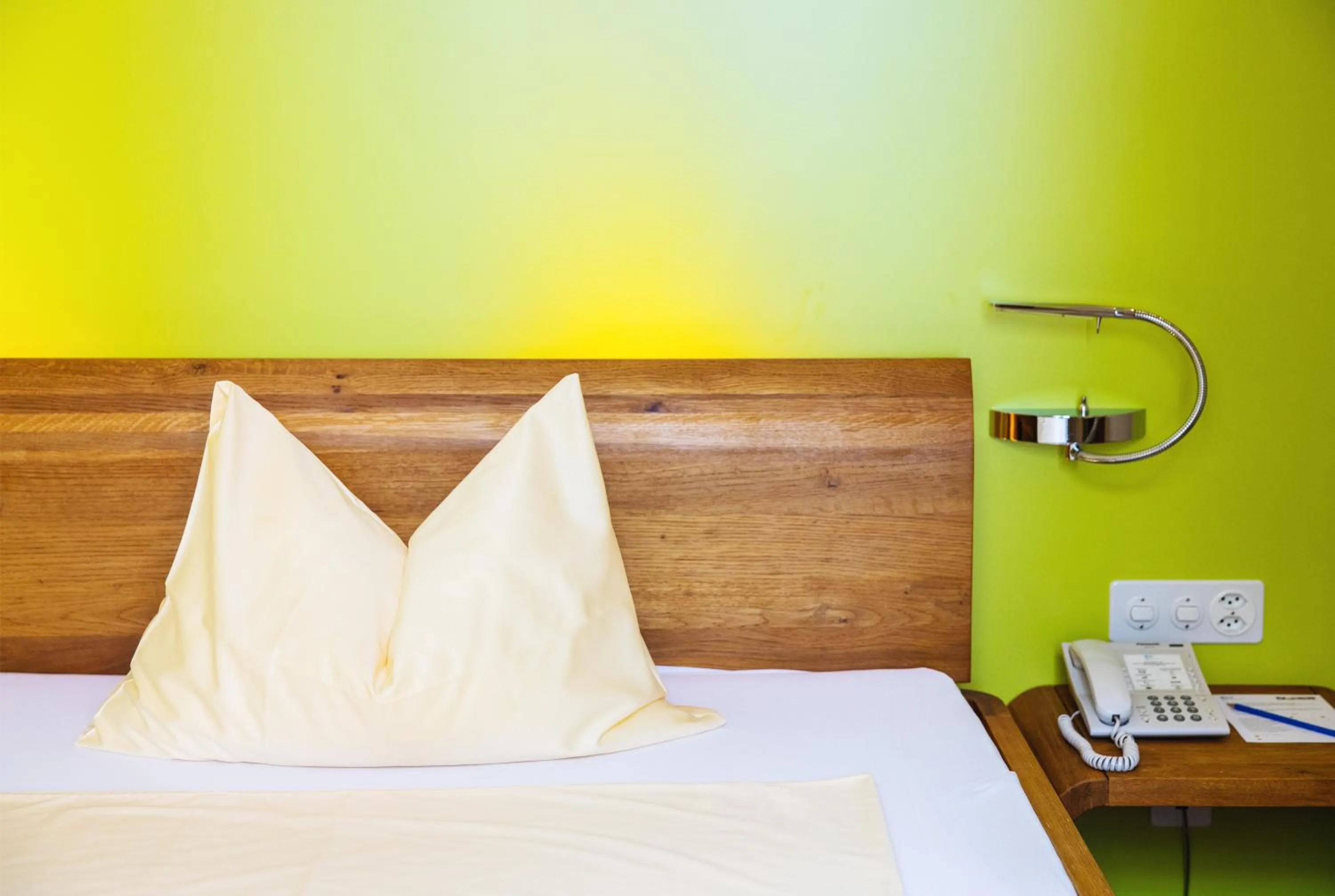 Bed in ODELYA - Stadthotel im Park