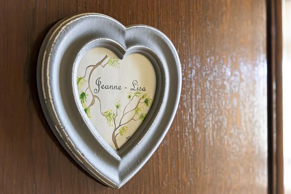 Decorative detail in Le Clos Cathala Chambres d'Hôtes