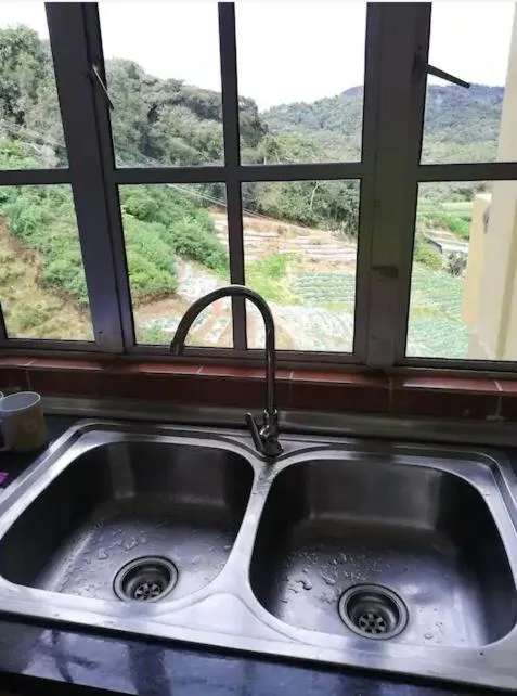 Kitchen or kitchenette in Green View Home Cameron Highlands