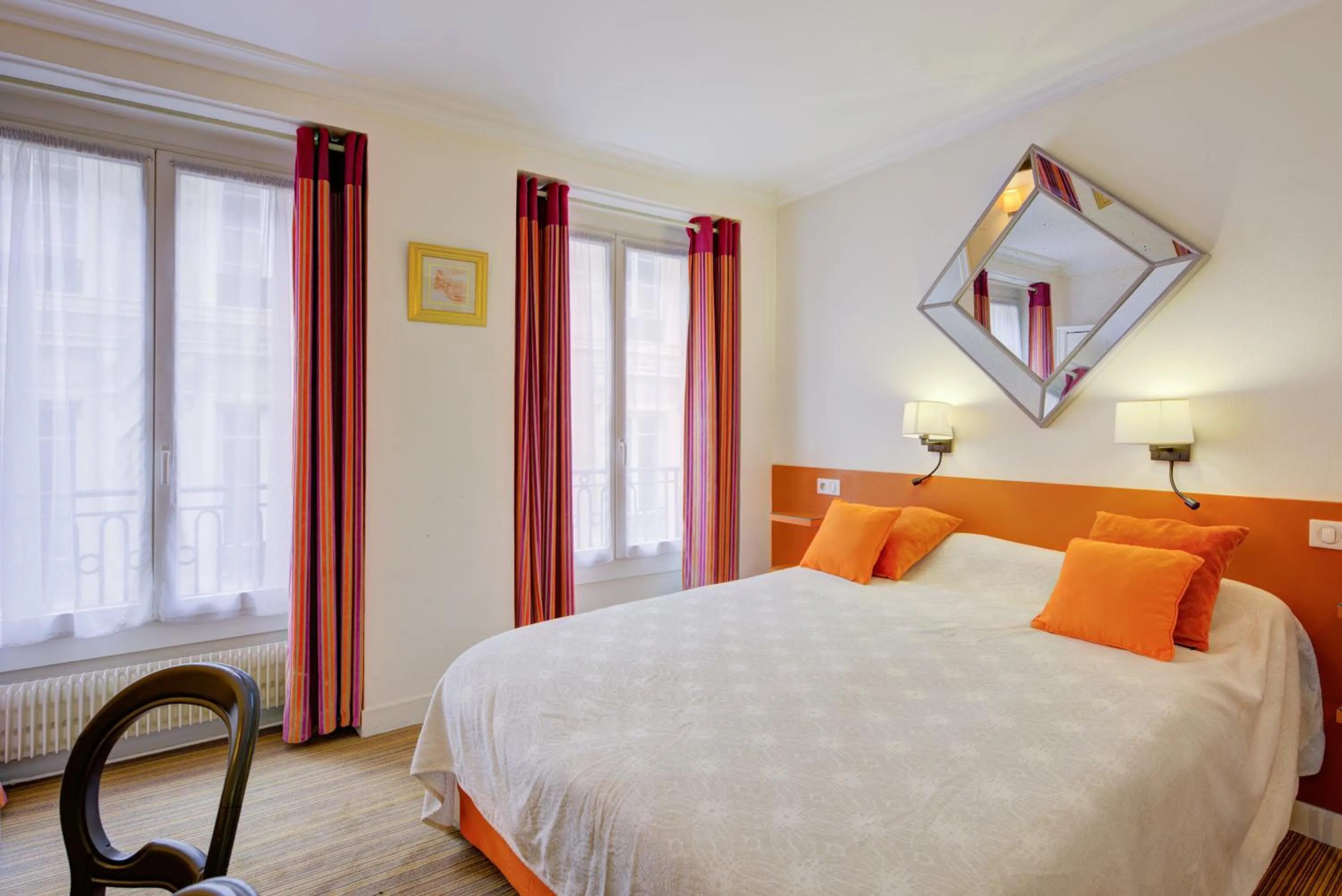 Bed in Hôtel La Sanguine