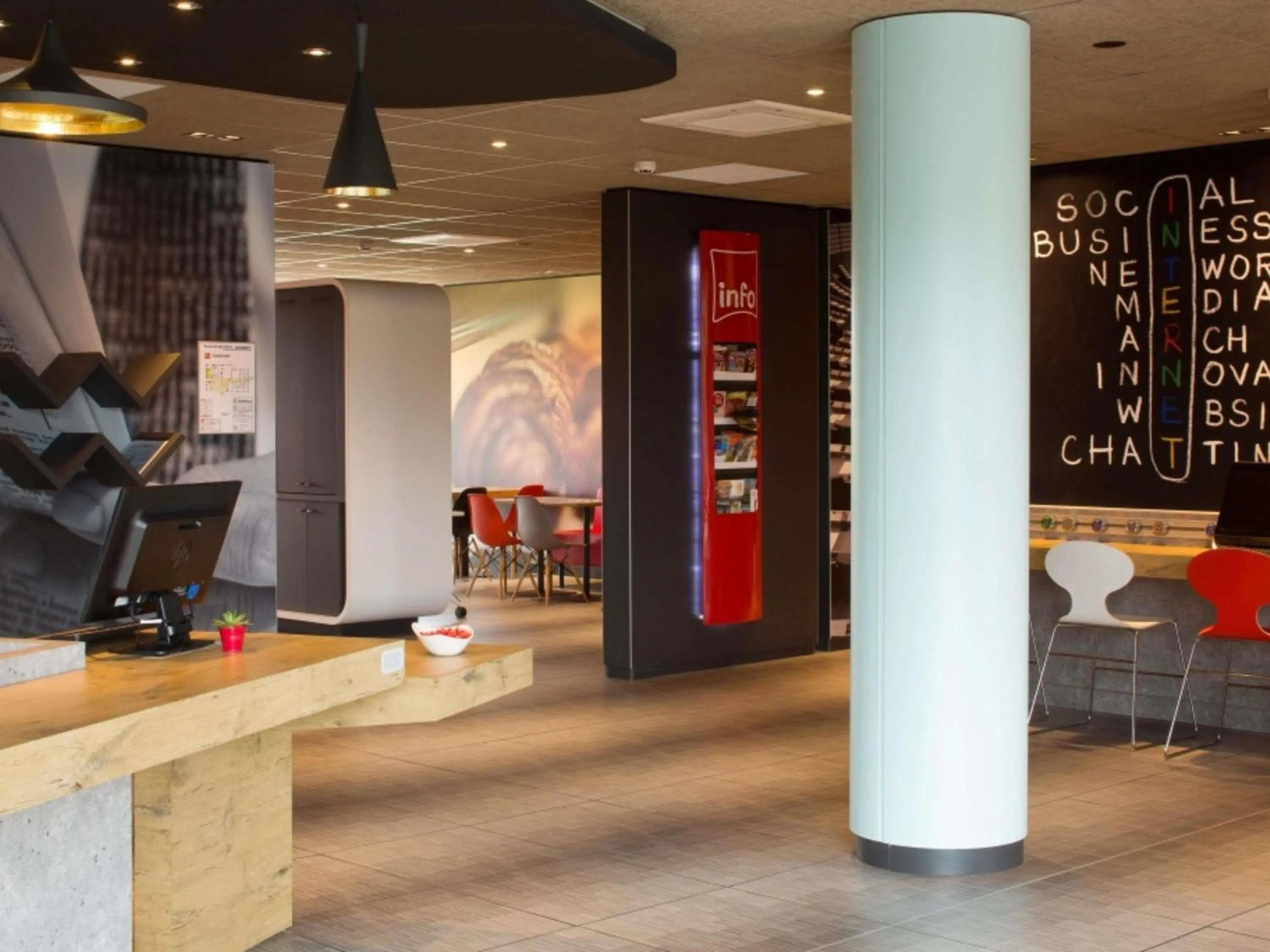 Property building in ibis Montceau les Mines