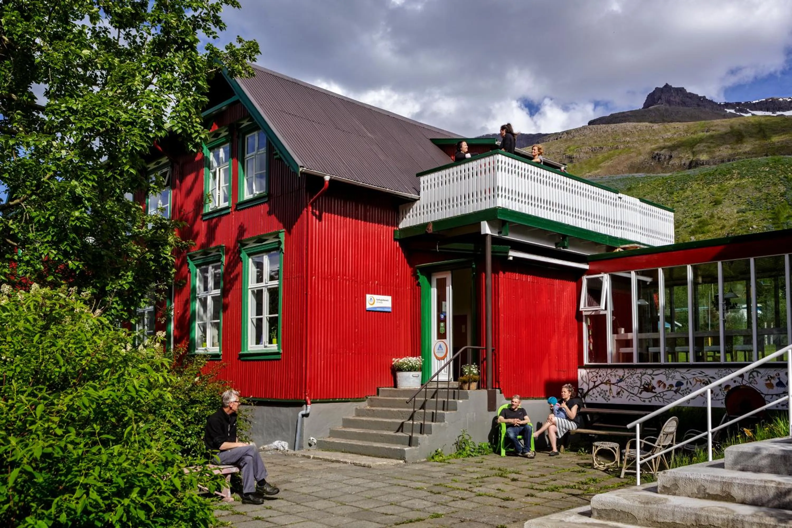Hafaldan HI hostel, old hospital building