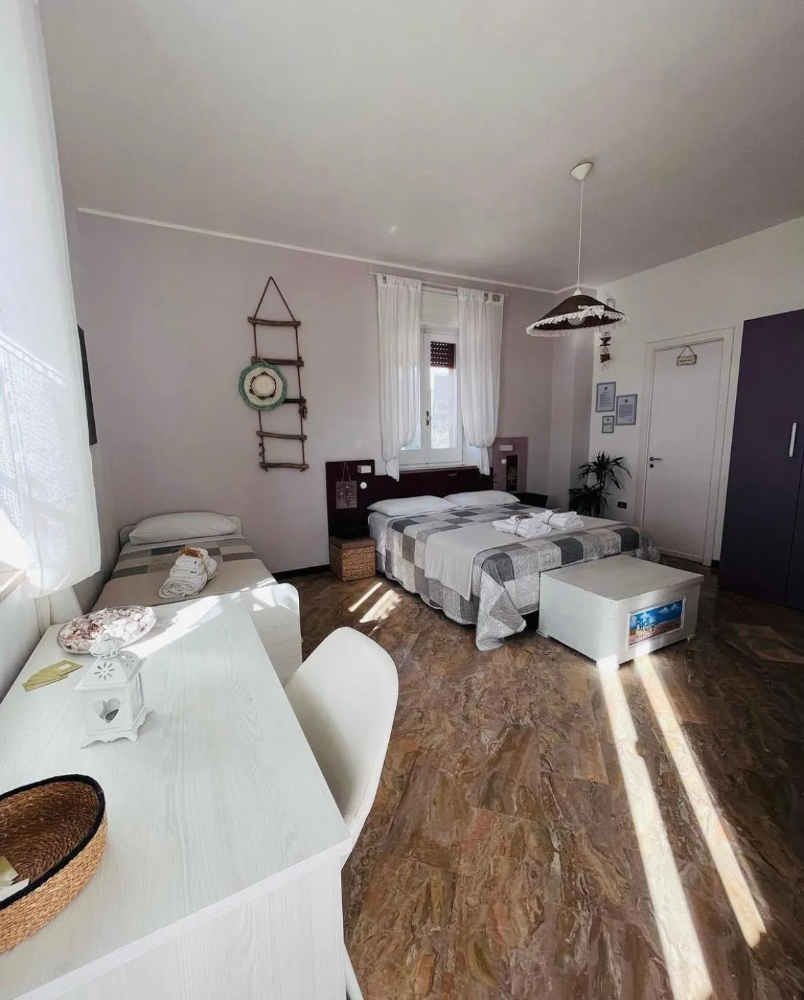 Bedroom, Bed in B&B DOÑA FLOR