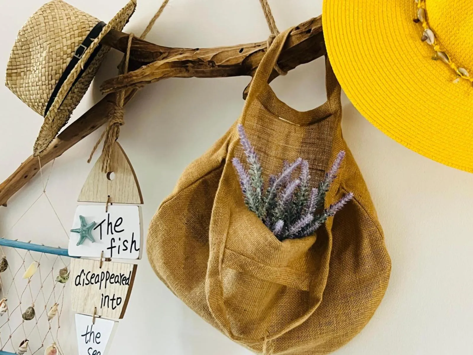 Decorative detail in B&B DOÑA FLOR