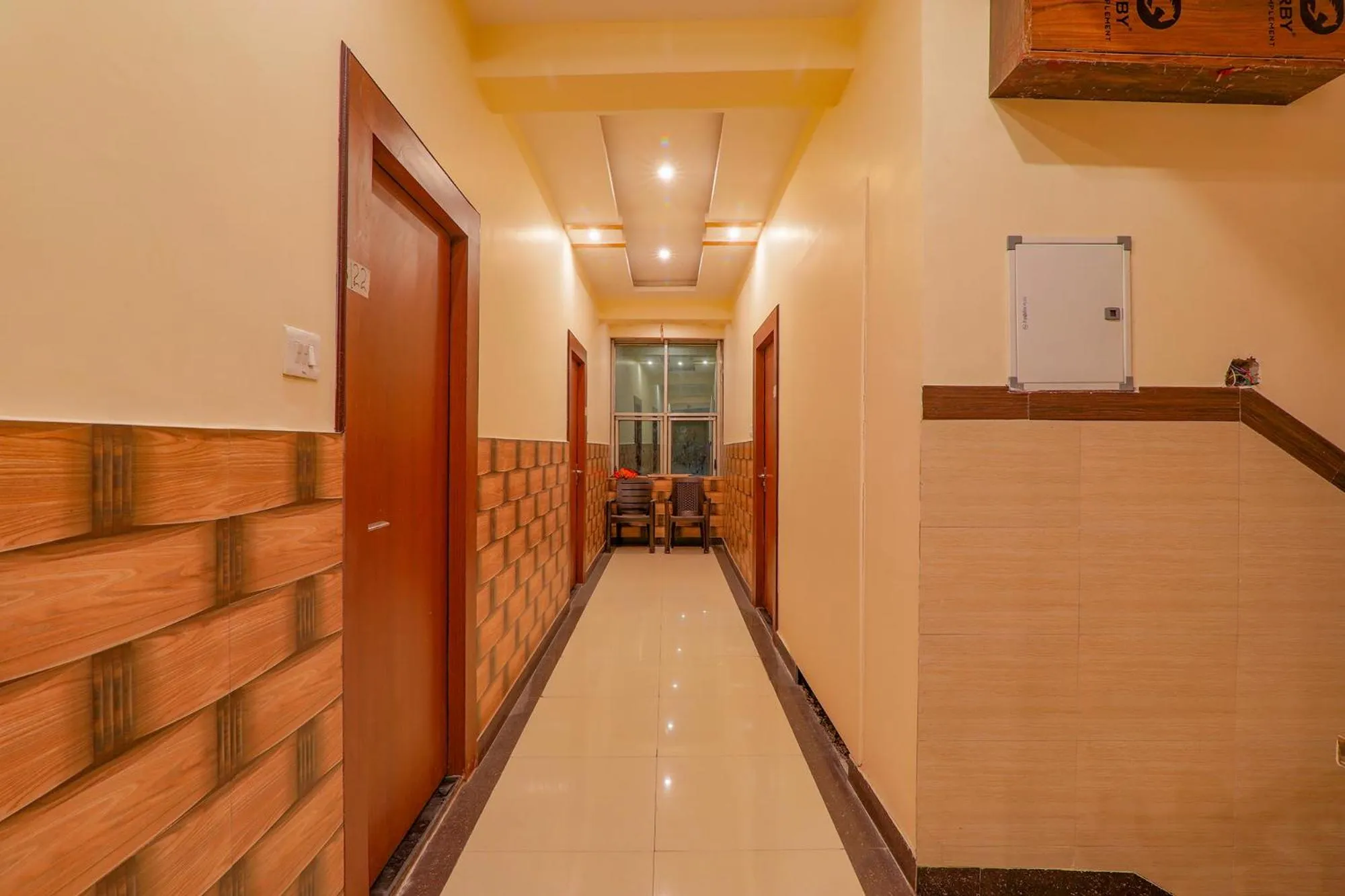 Lobby or reception in FabHotel Shree Galaxy