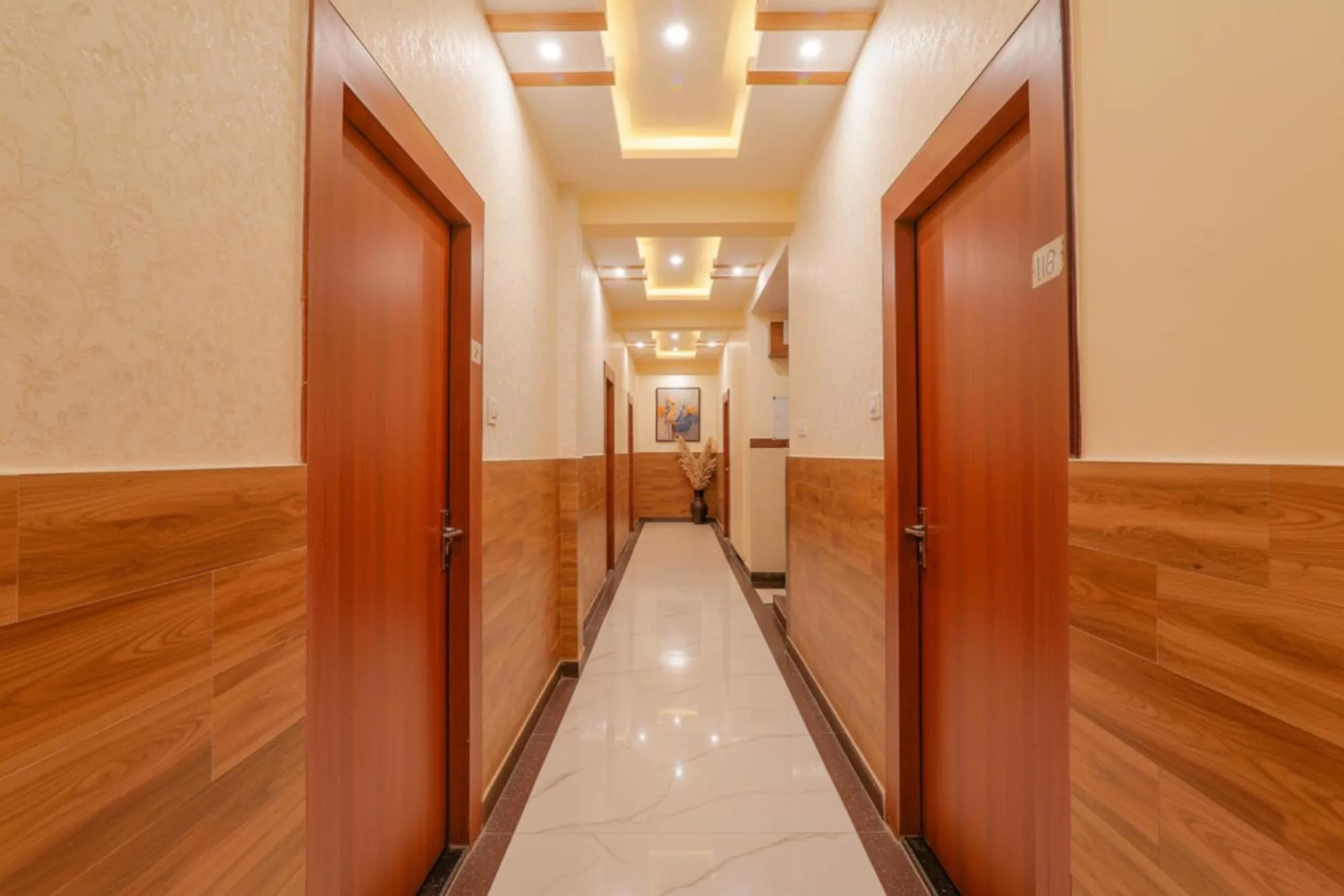 Lobby or reception in FabHotel Shree Galaxy