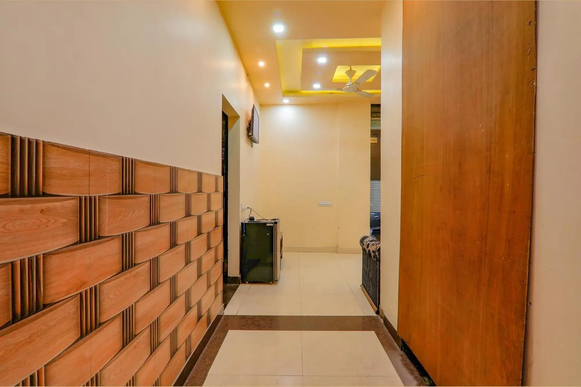 Lobby or reception in FabHotel Shree Galaxy Lobby or reception in FabHotel Shree Galaxy