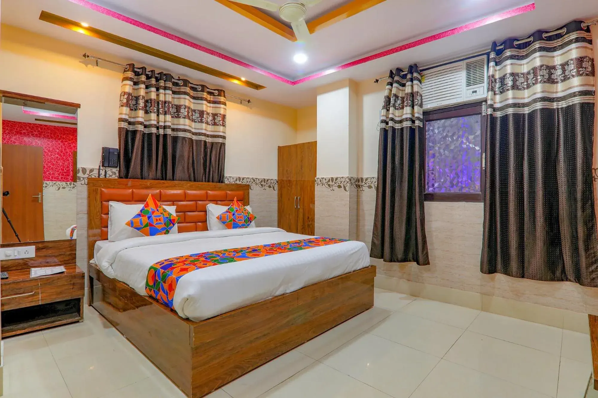 Superior Double Room - single occupancy in FabHotel Shree Galaxy Superior Double Room - single occupancy in FabHotel Shree Galaxy