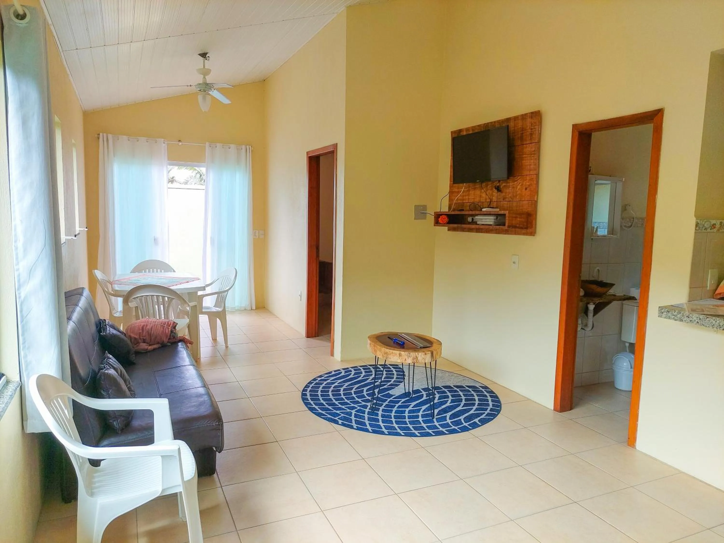 TV and multimedia in Pousada Sítio Olho D'Água