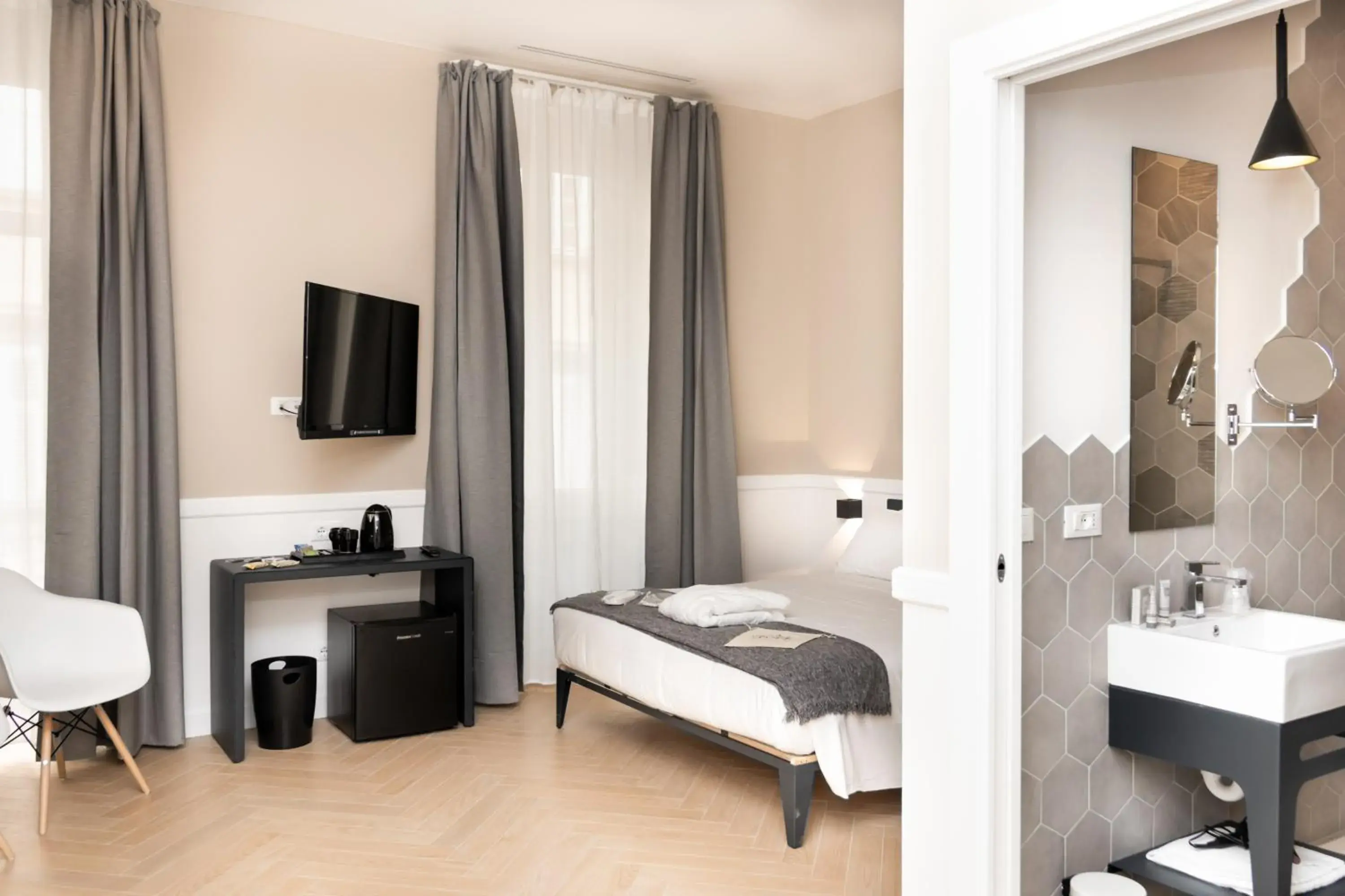 Superior Double or Twin Room in Elisabeth Boutique Rooms Superior Double or Twin Room in Elisabeth Boutique Rooms