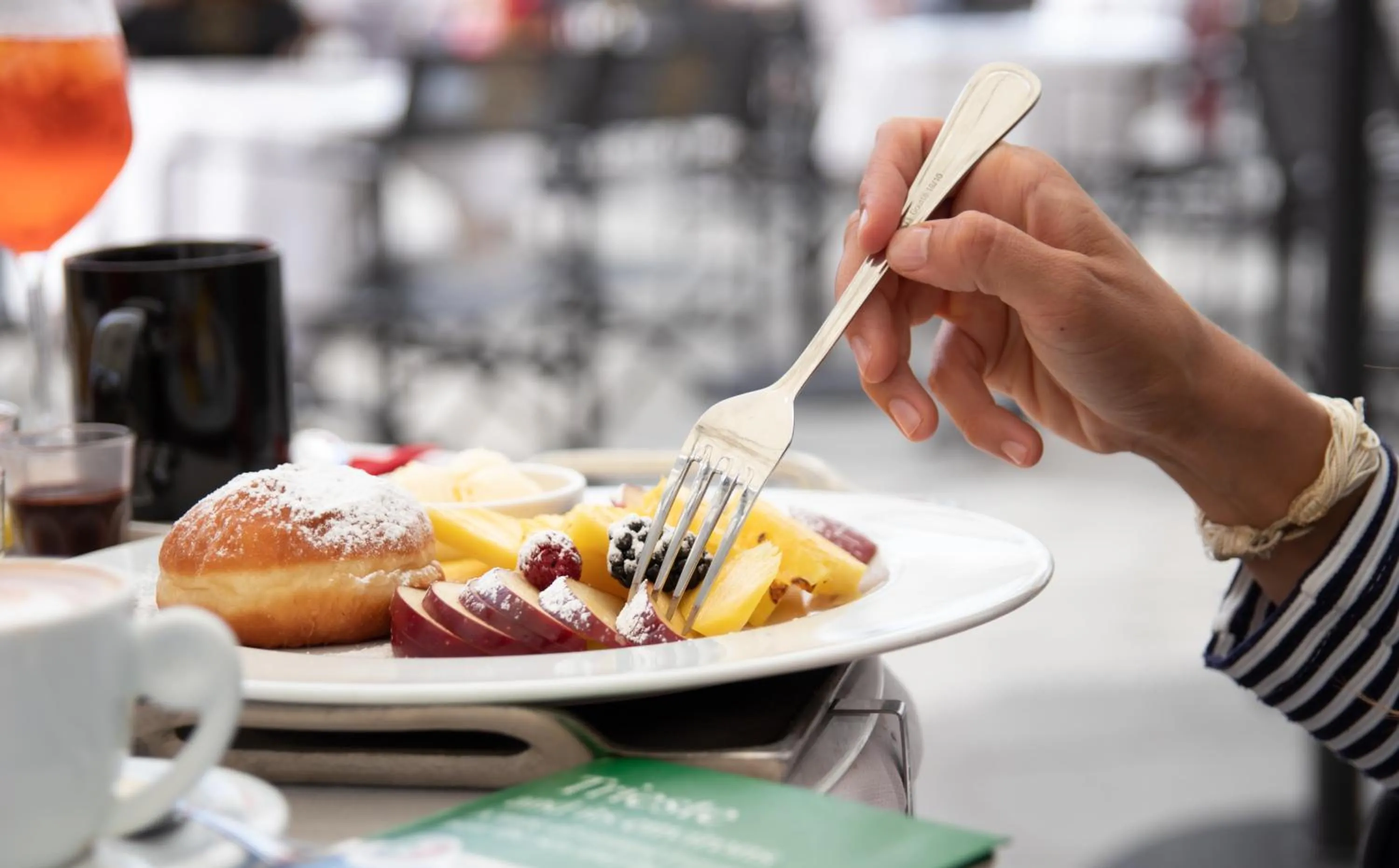 Breakfast in Elisabeth Boutique Rooms