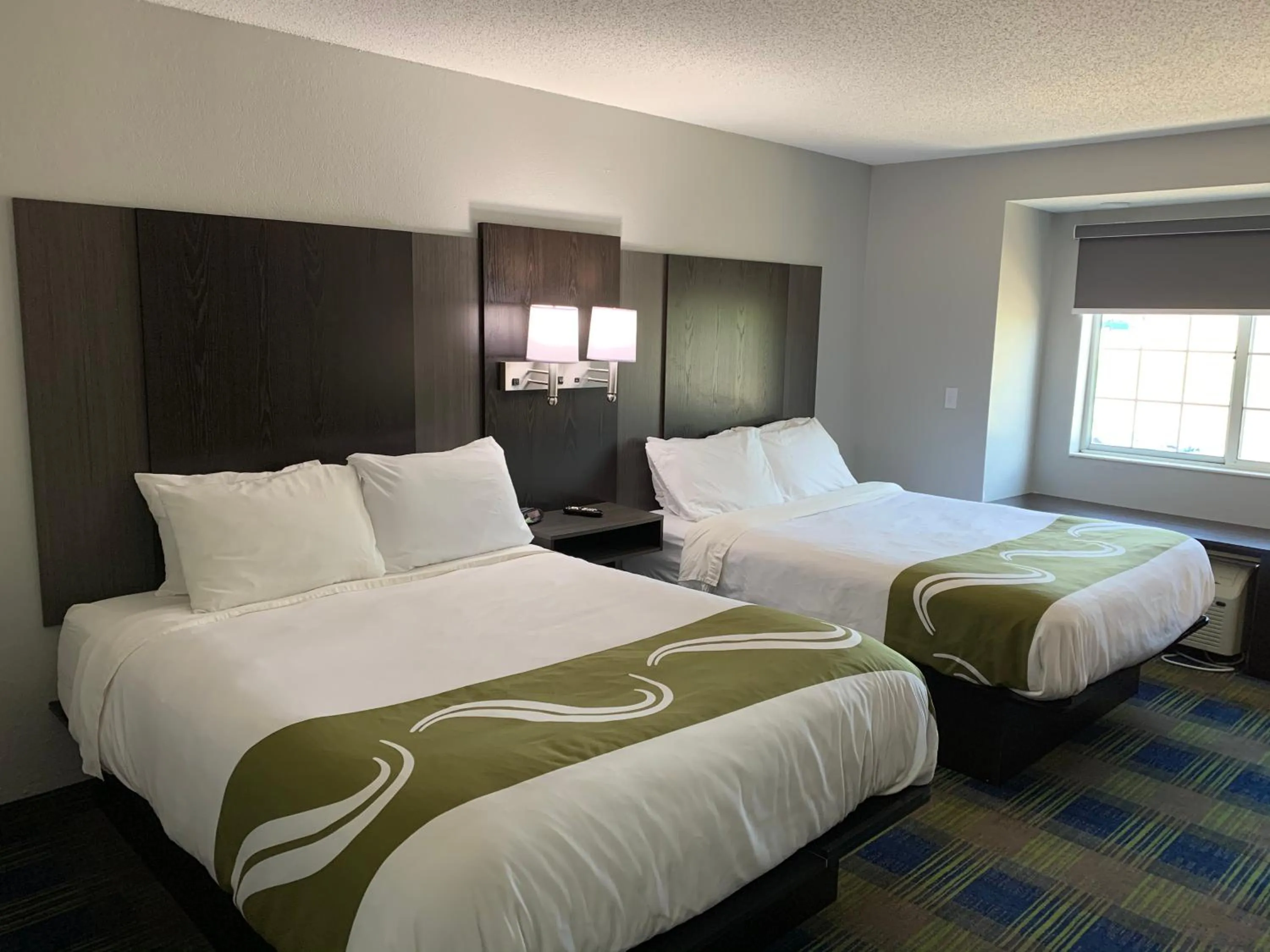 Bedroom, Bed in Quality Inn Owatonna Near Medical Center