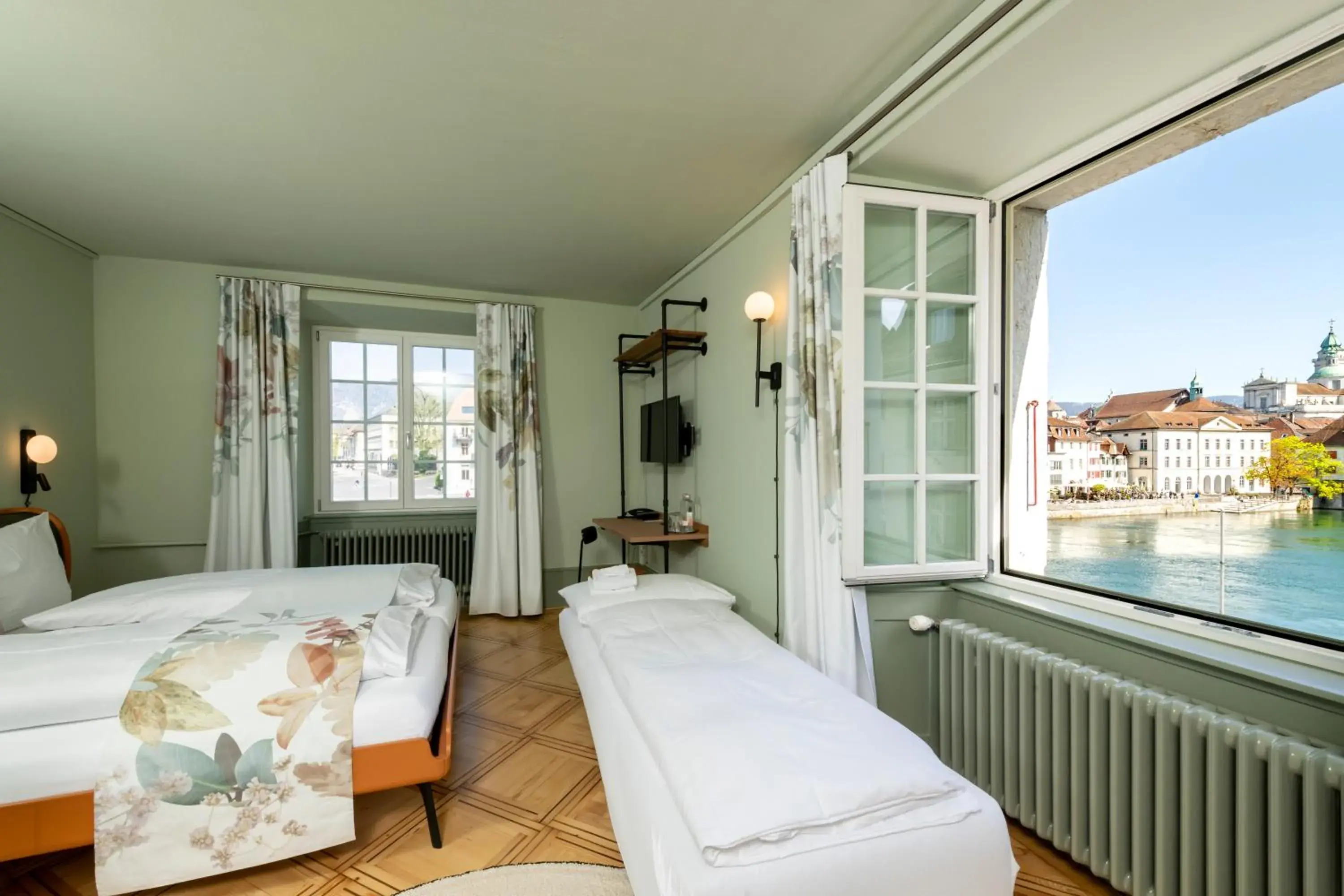 Bed in Hotel an der Aare Swiss Quality Bed in Hotel an der Aare Swiss Quality