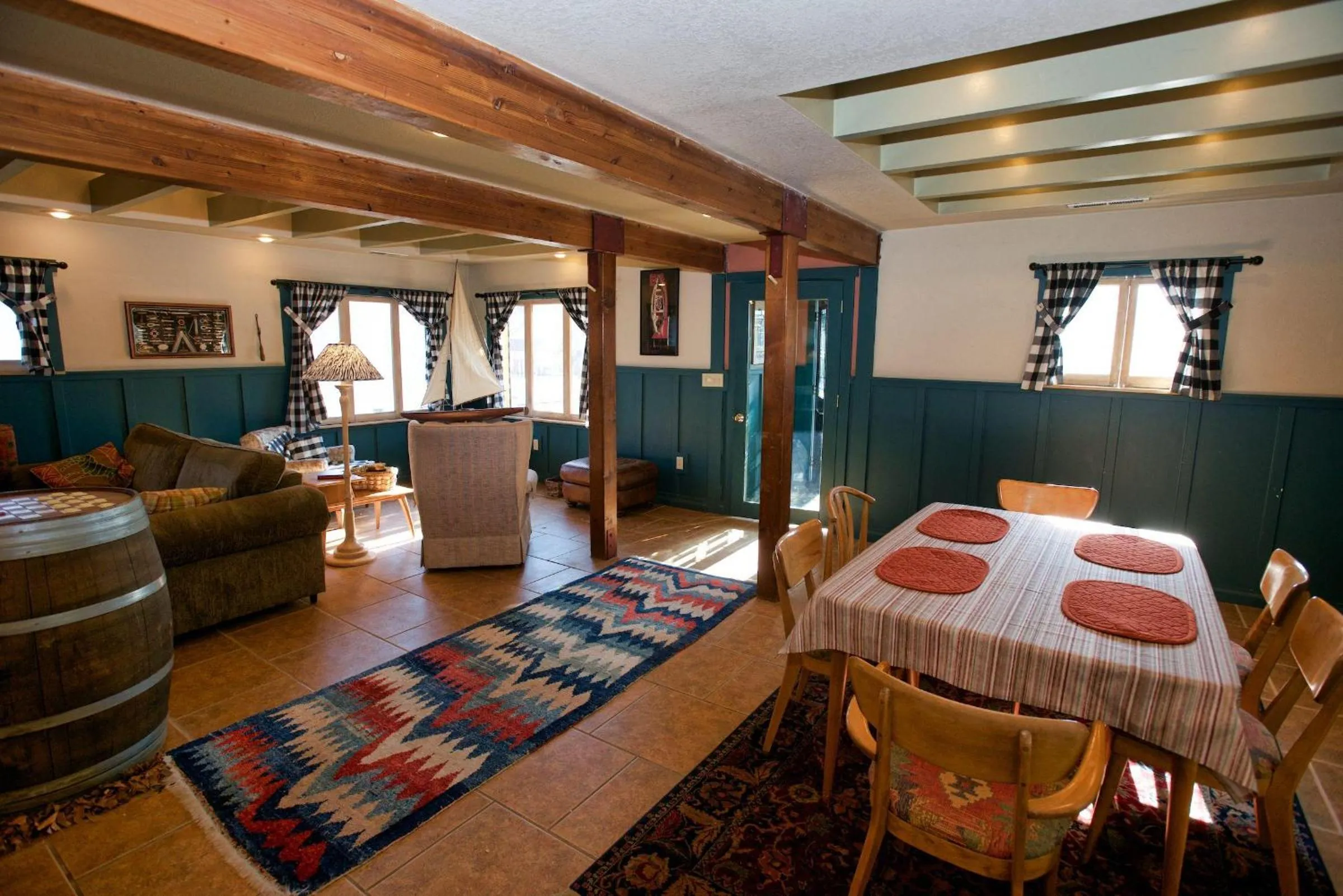 Bed in Cottage Inn by Casago McCall - Donerightmanagement