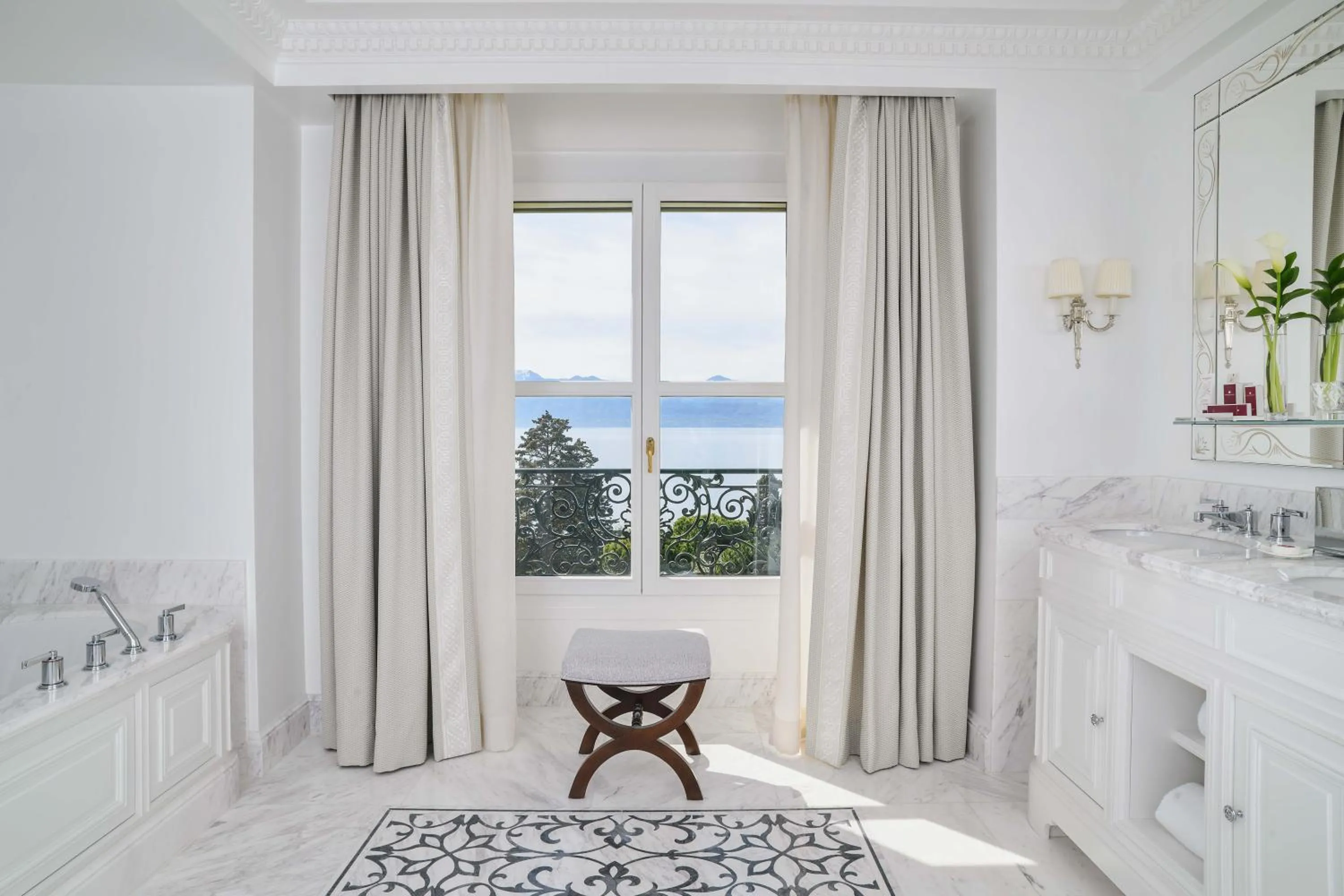 Bathroom in Beau-Rivage Palace