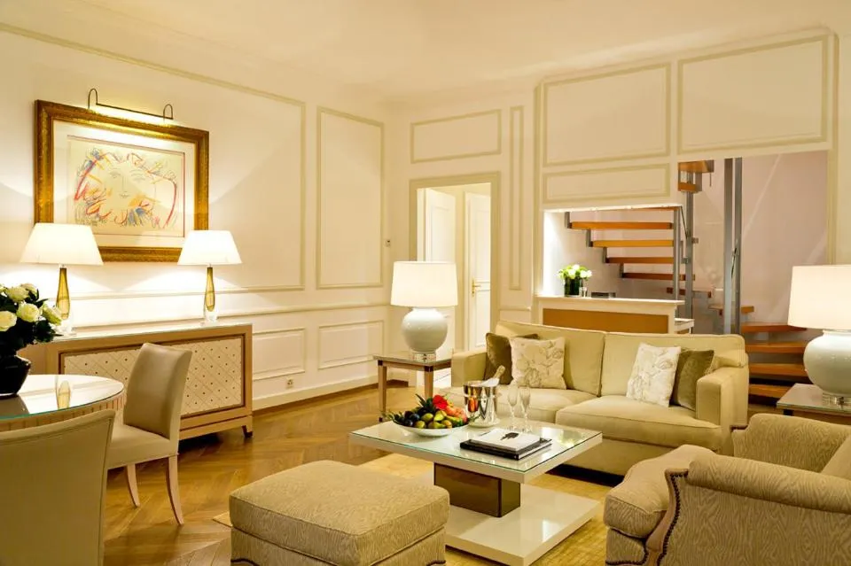 Living room in Beau-Rivage Palace