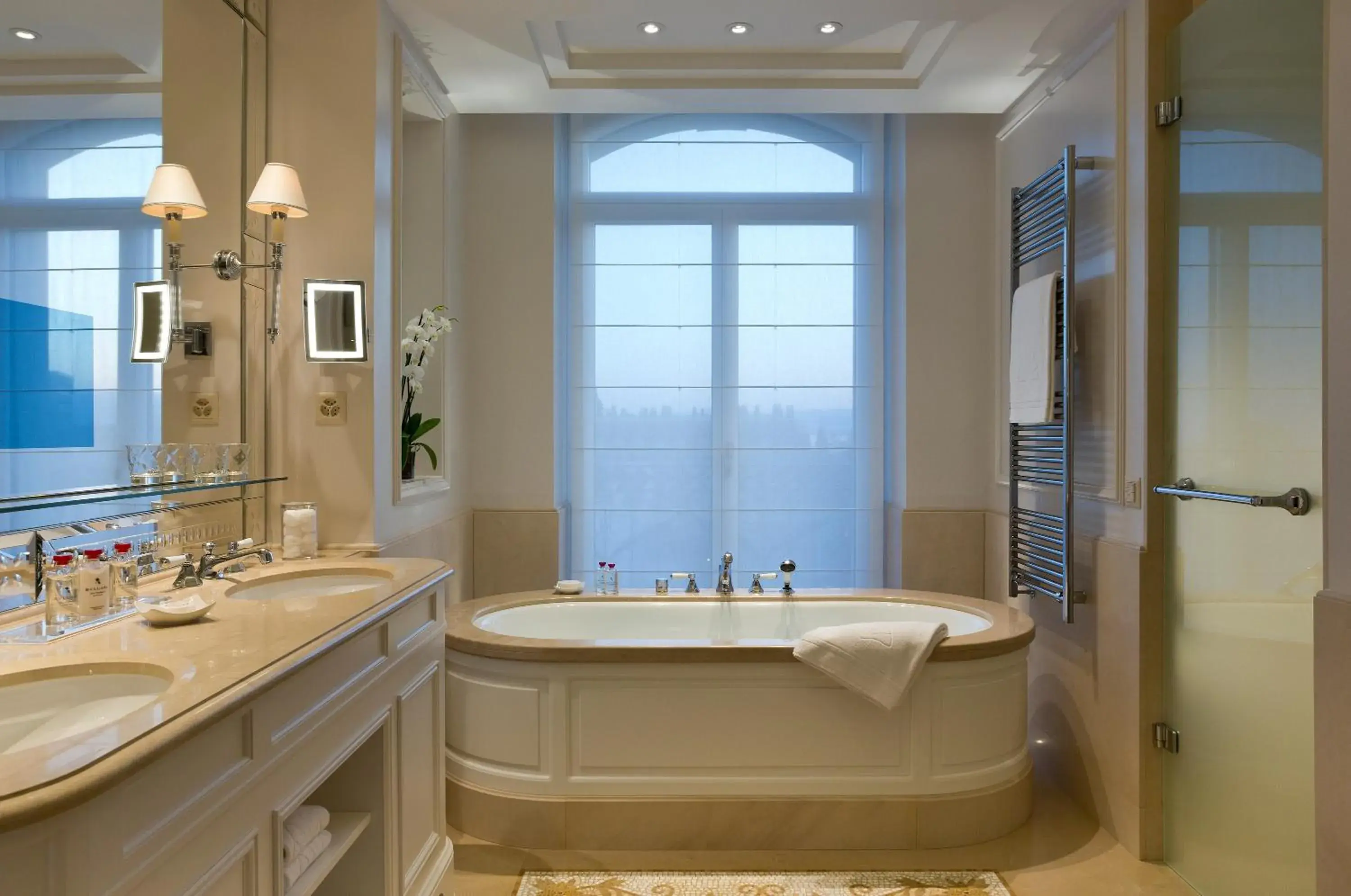 Bathroom in Beau-Rivage Palace Bathroom in Beau-Rivage Palace