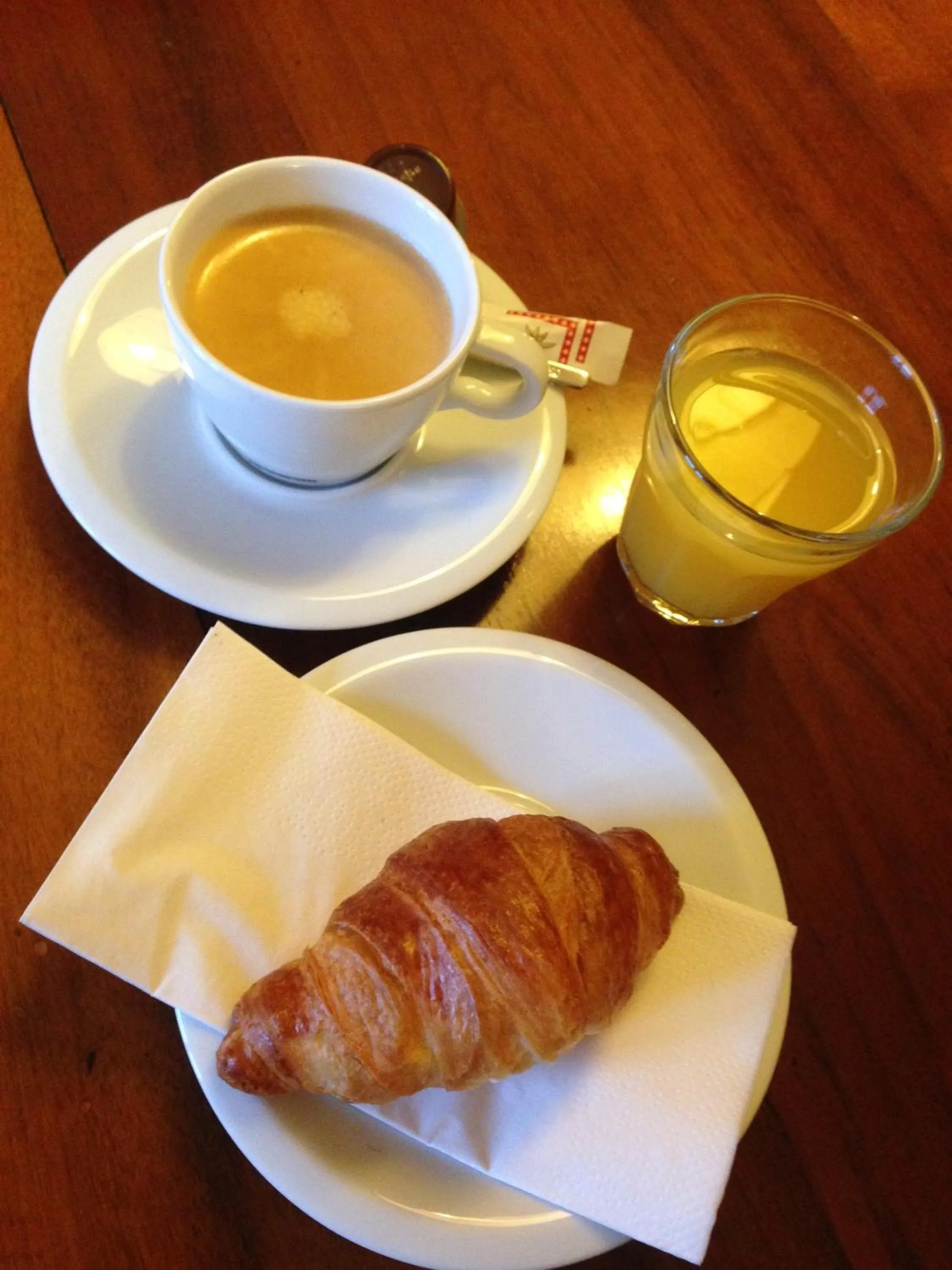 Breakfast in Hôtel du Marché