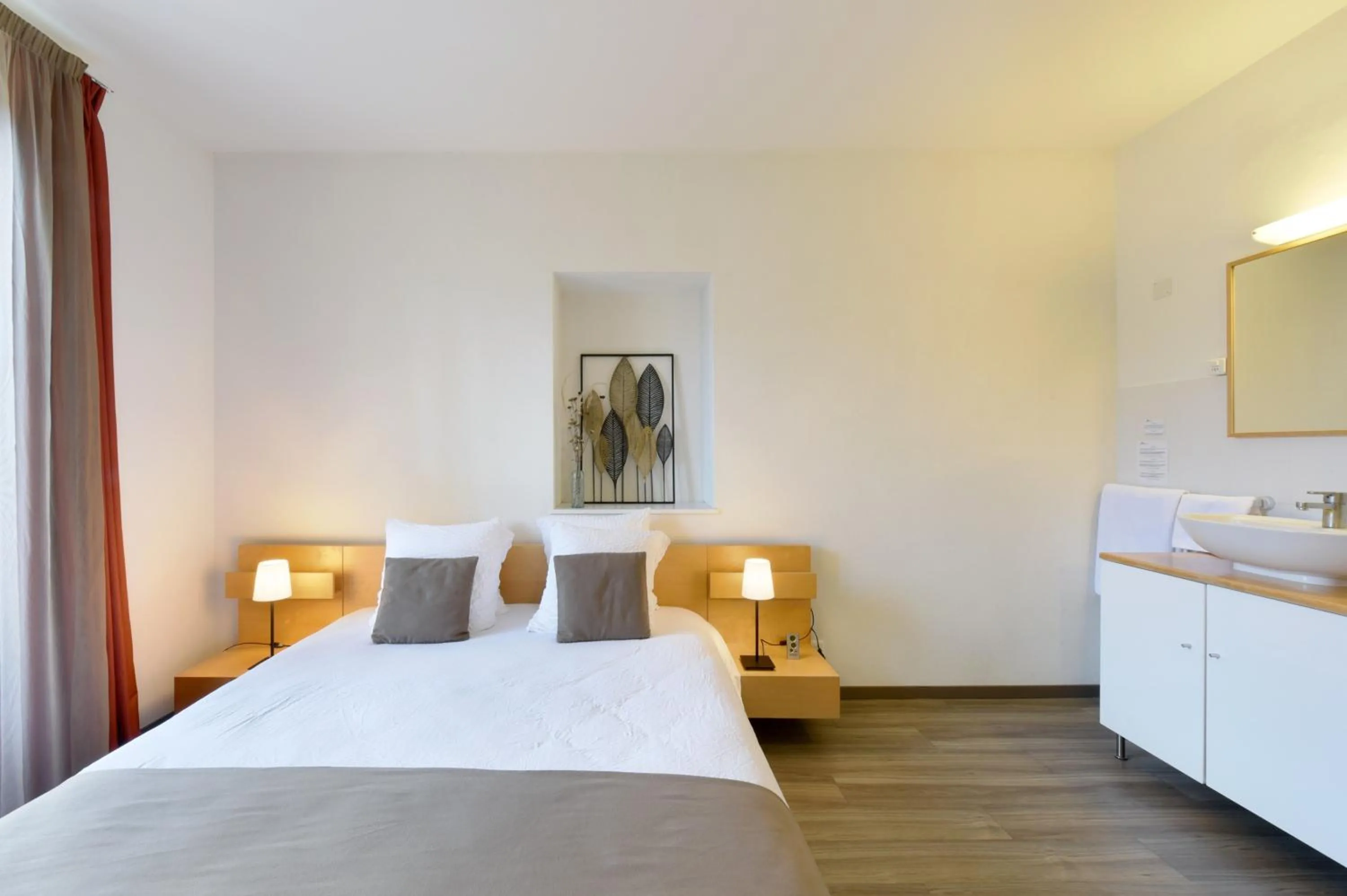 Bedroom in Hôtel du Marché