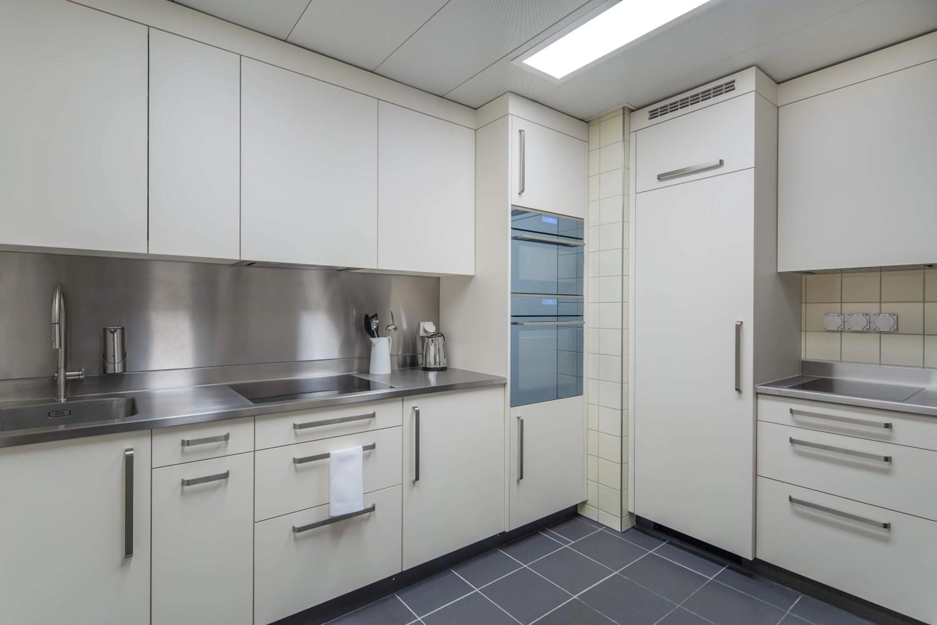 Steam room in Alma Hotel - Boutique hideaway by the lake with rooftop and ladies-only wellness