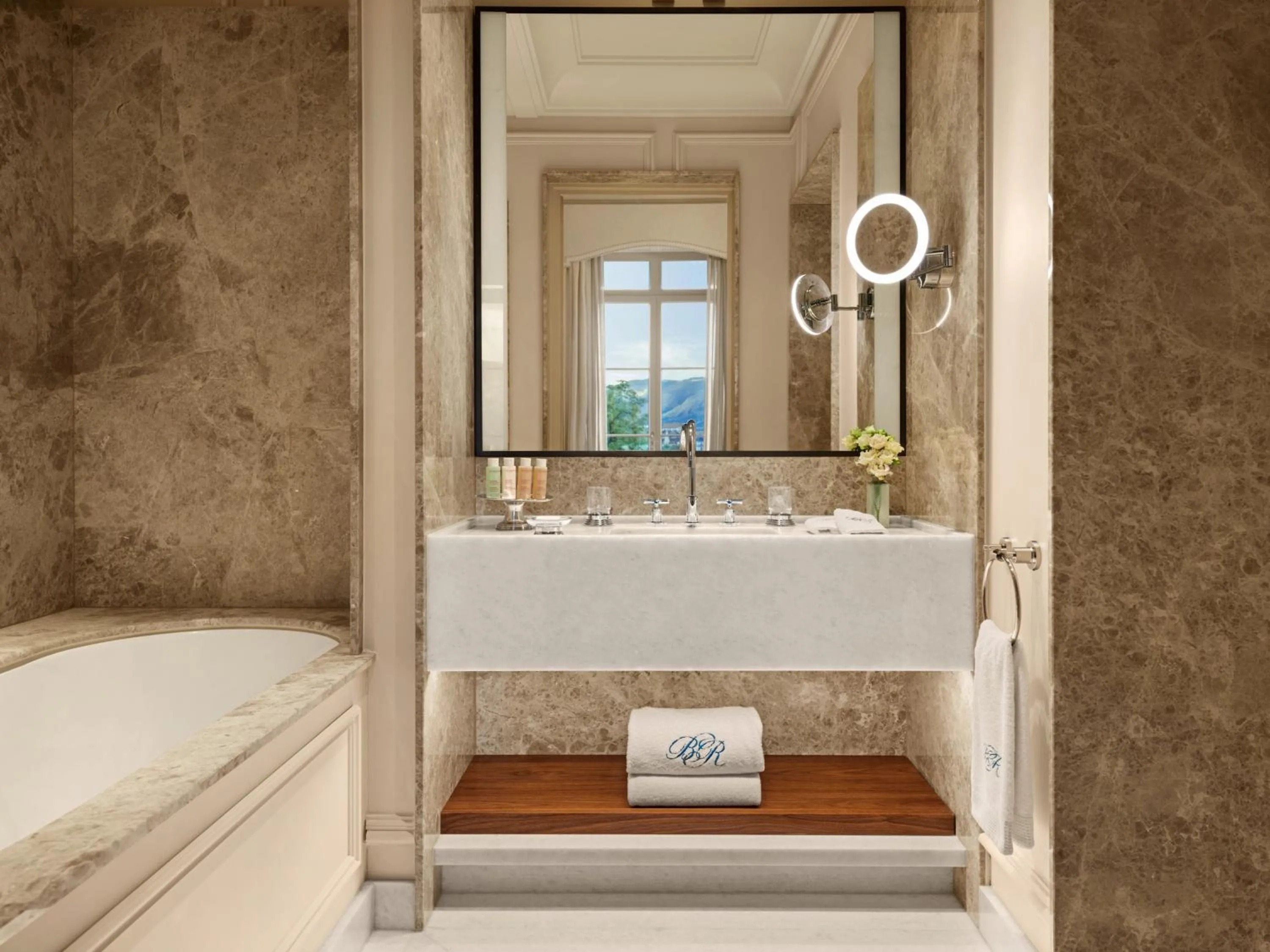 Bathroom, Bed in Beau-Rivage Genève