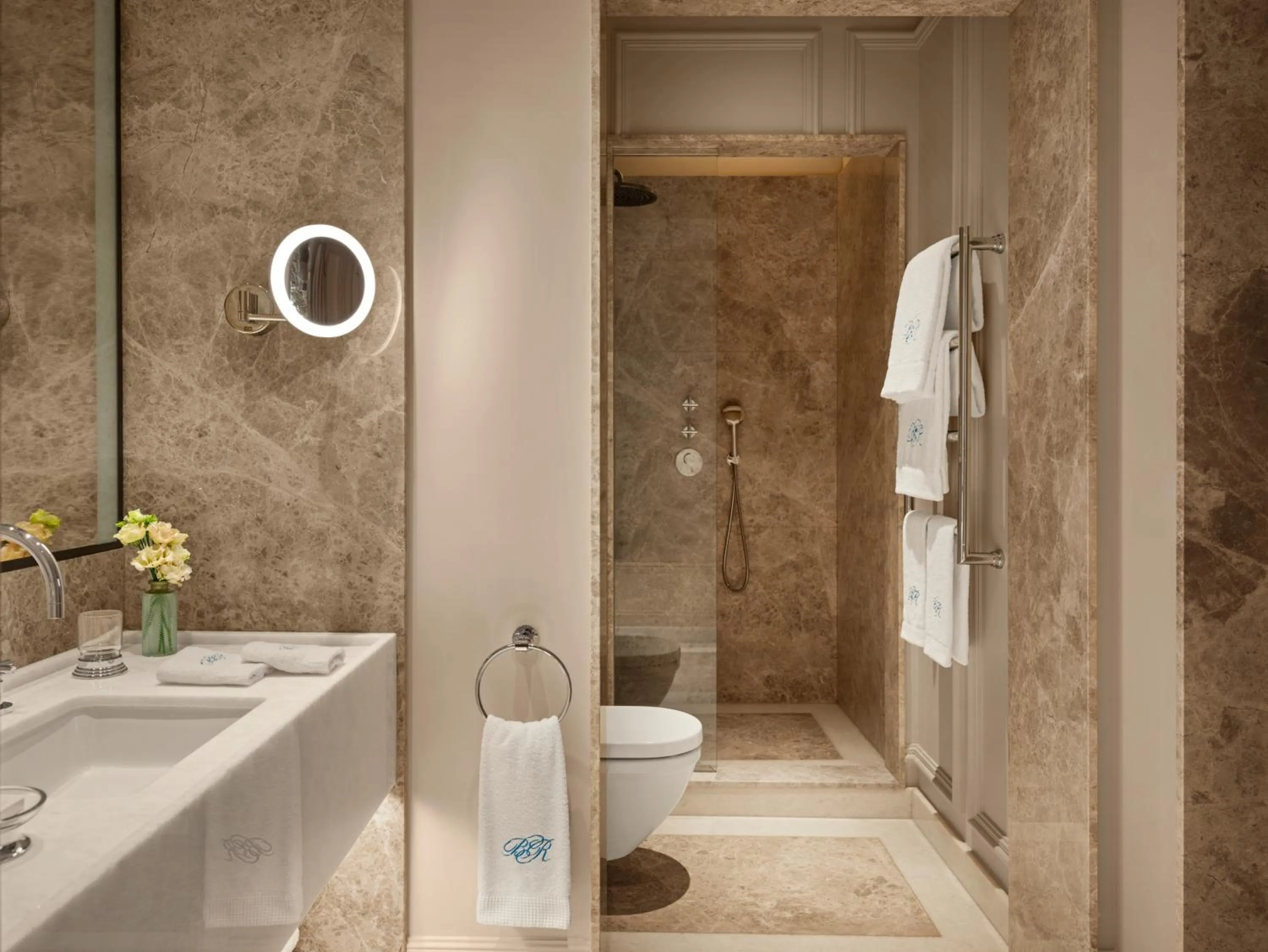 Bathroom in Beau-Rivage Genève