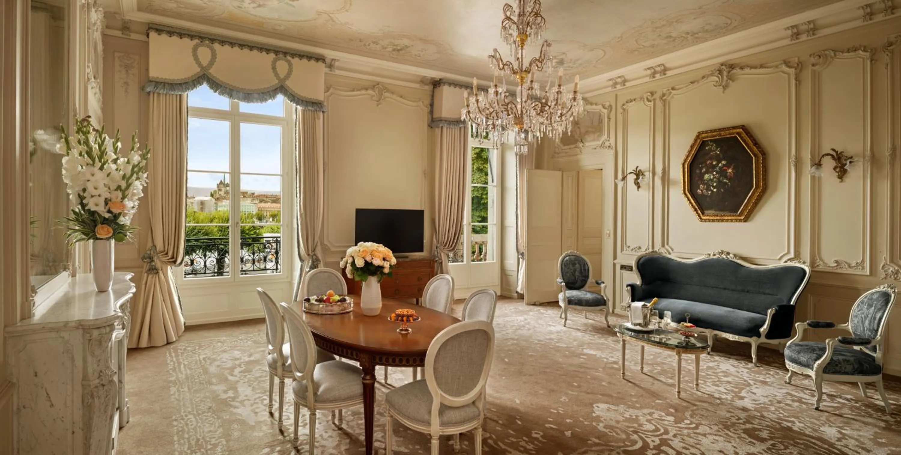 Living room in Beau-Rivage Genève
