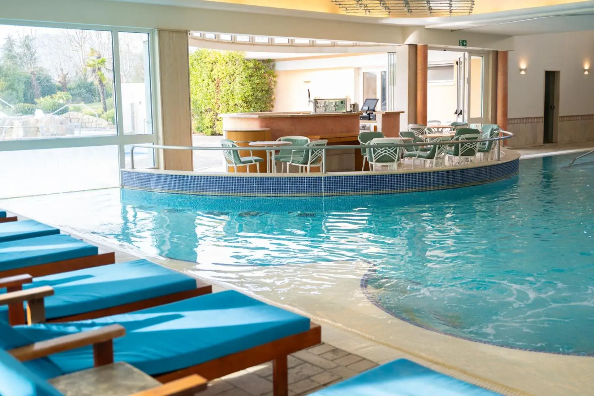 Pool view in Galzignano Resort Terme & Golf - Hotel Sporting Pool view in Galzignano Resort Terme & Golf - Hotel Sporting