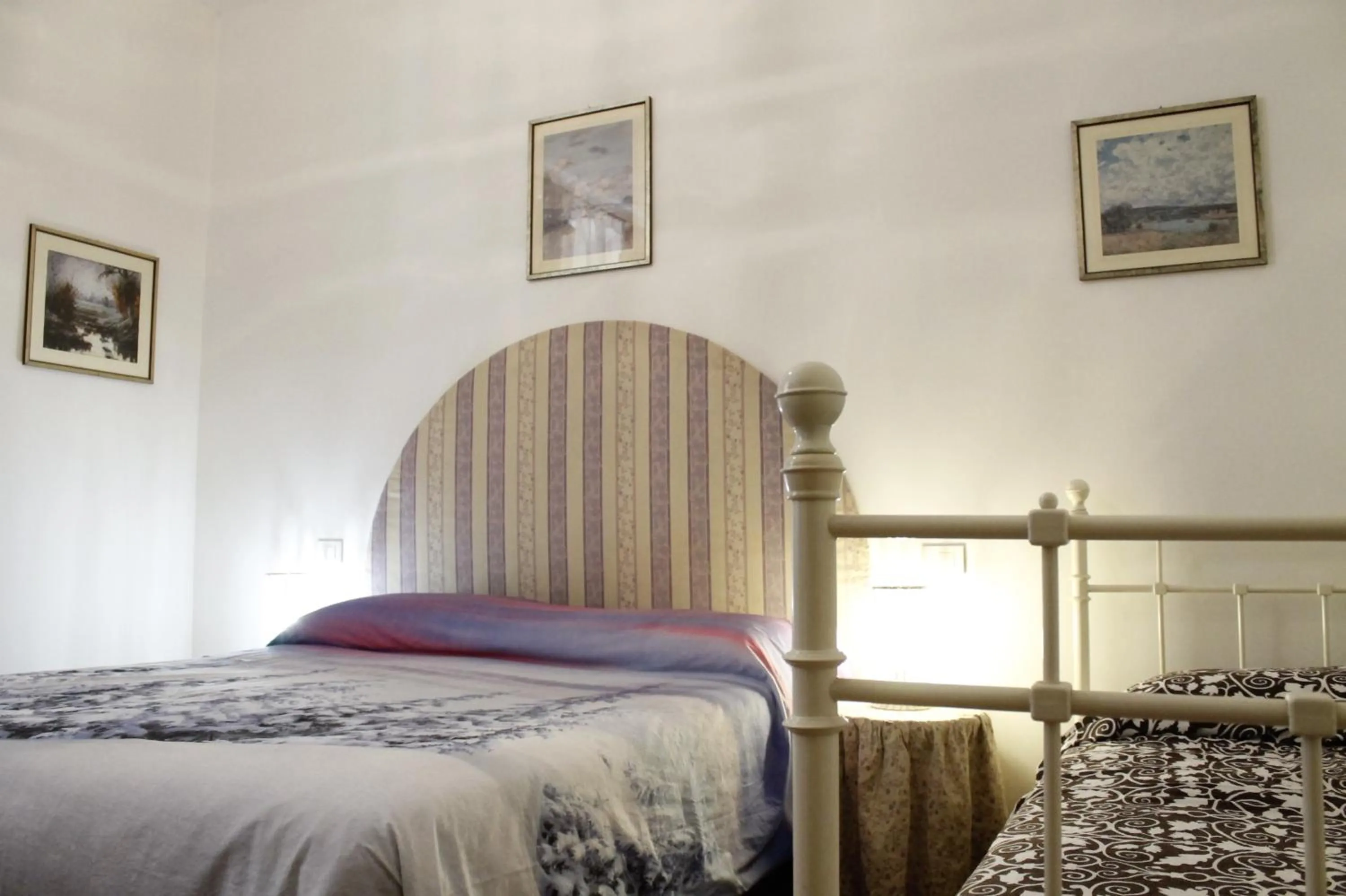 Bed in River House