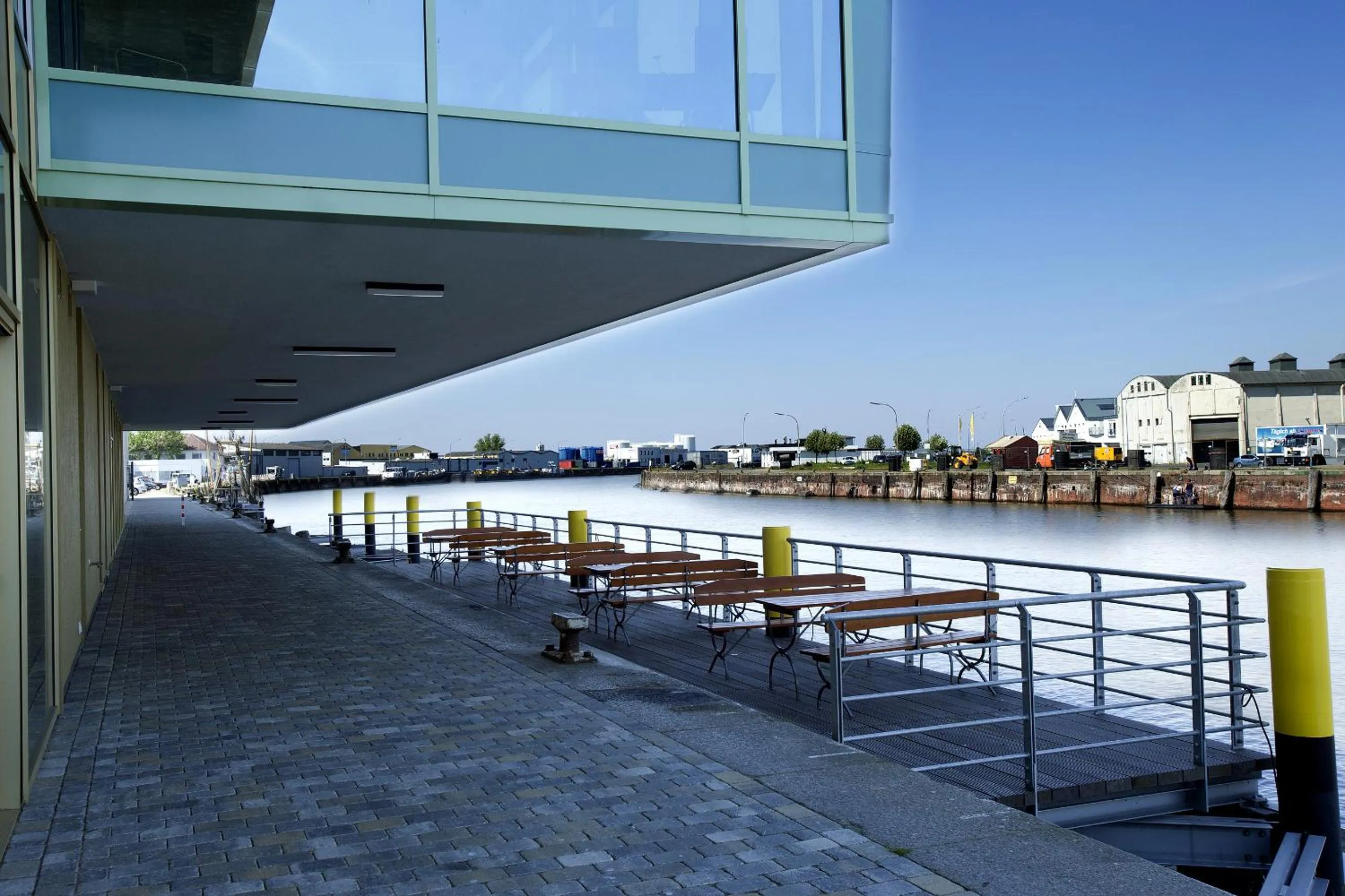 Facade/entrance in Best Western Plus Hotel Bremerhaven