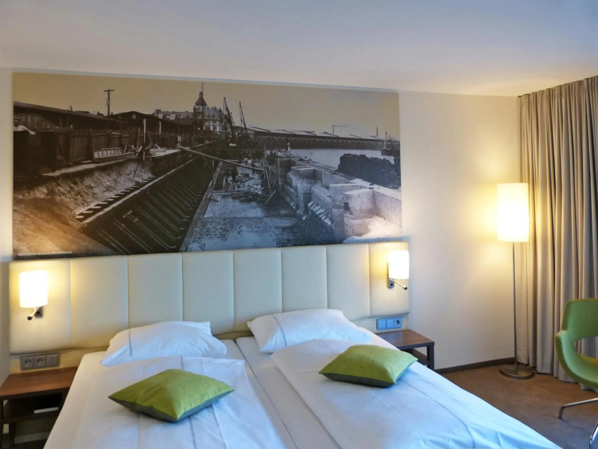 Bed in Best Western Plus Hotel Bremerhaven
