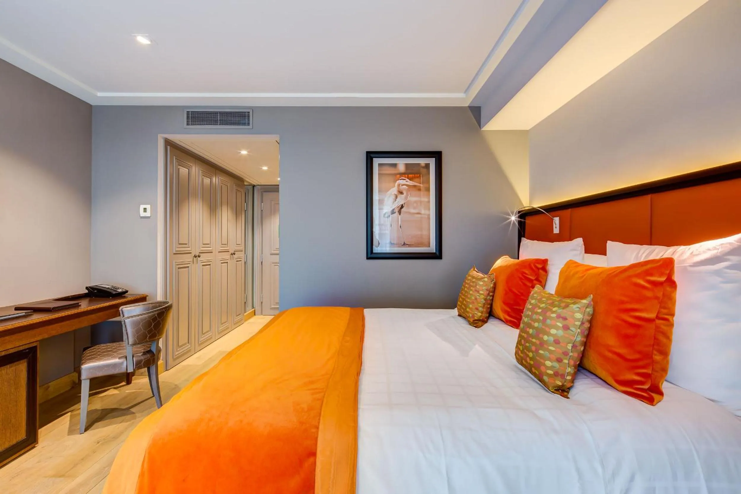 Bedroom, Bed in Hotel Bristol