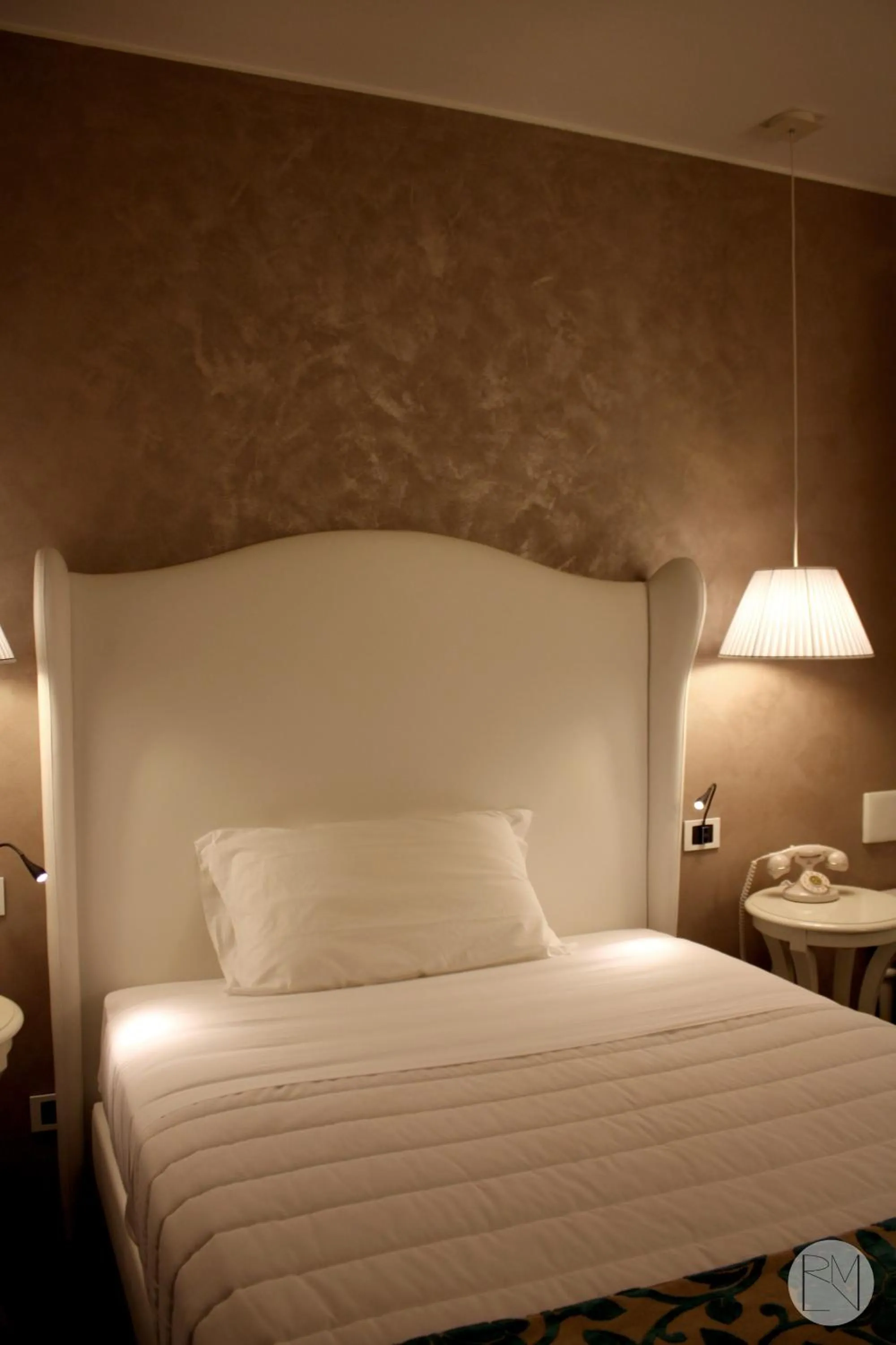 Decorative detail, Bed in Locanda Viridarium