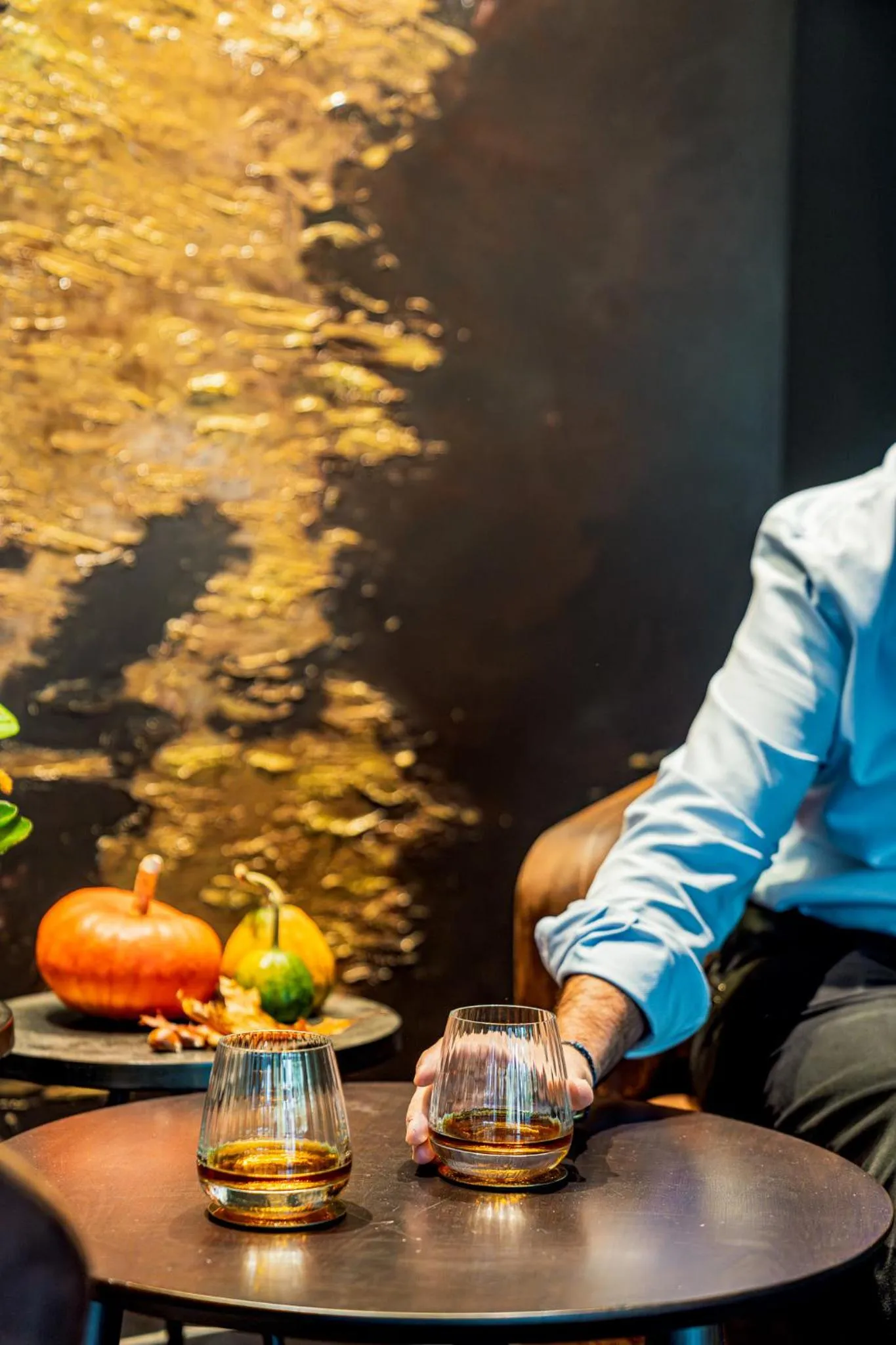 Communal lounge/ TV room in Demeures & Châteaux Auberge de la Tour - Hôtel & Restaurants - Marcolès Auvergne