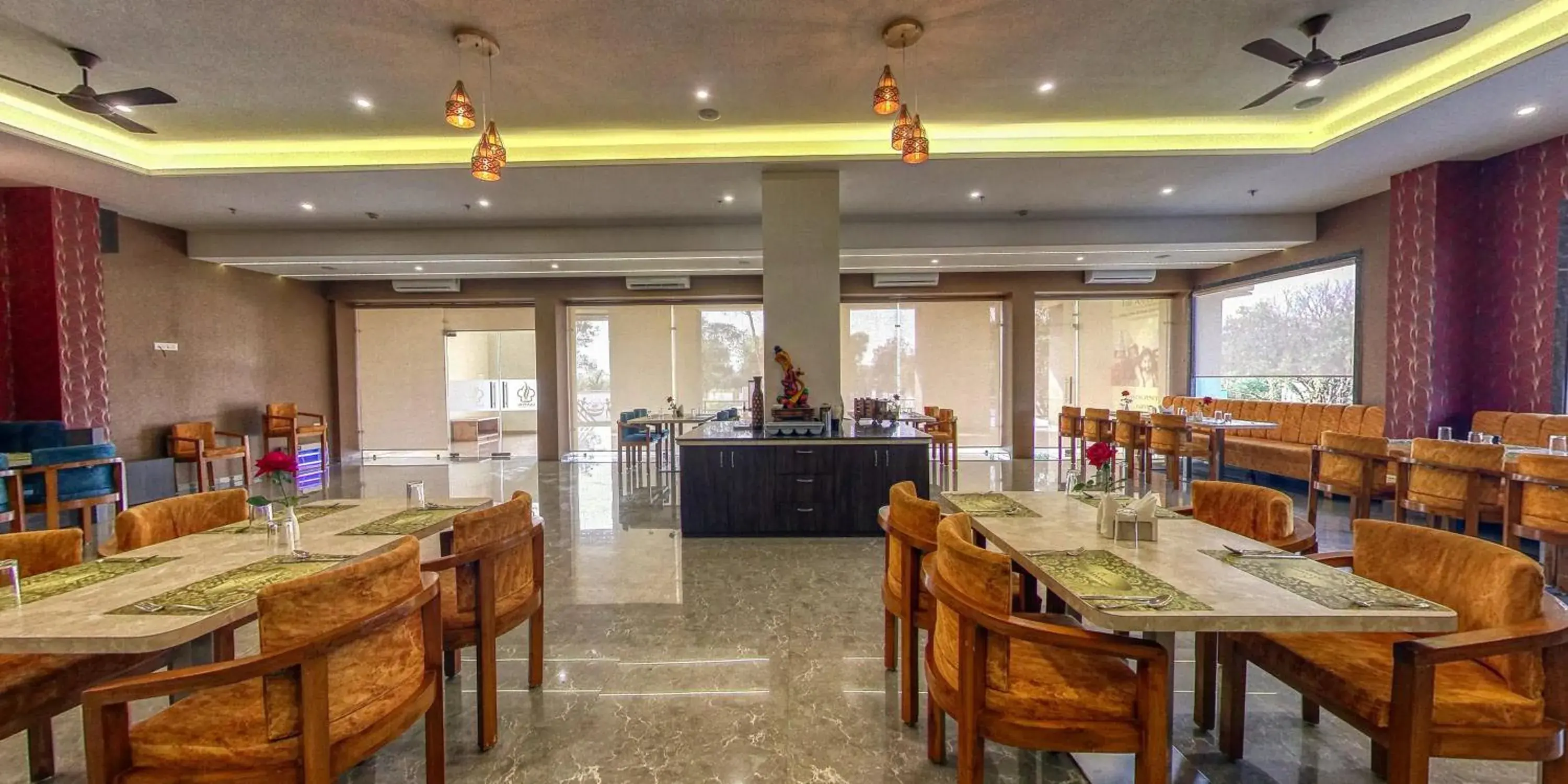 Restaurant/places to eat in The Aanandam Hotel Resort Restaurant/places to eat in The Aanandam Hotel Resort