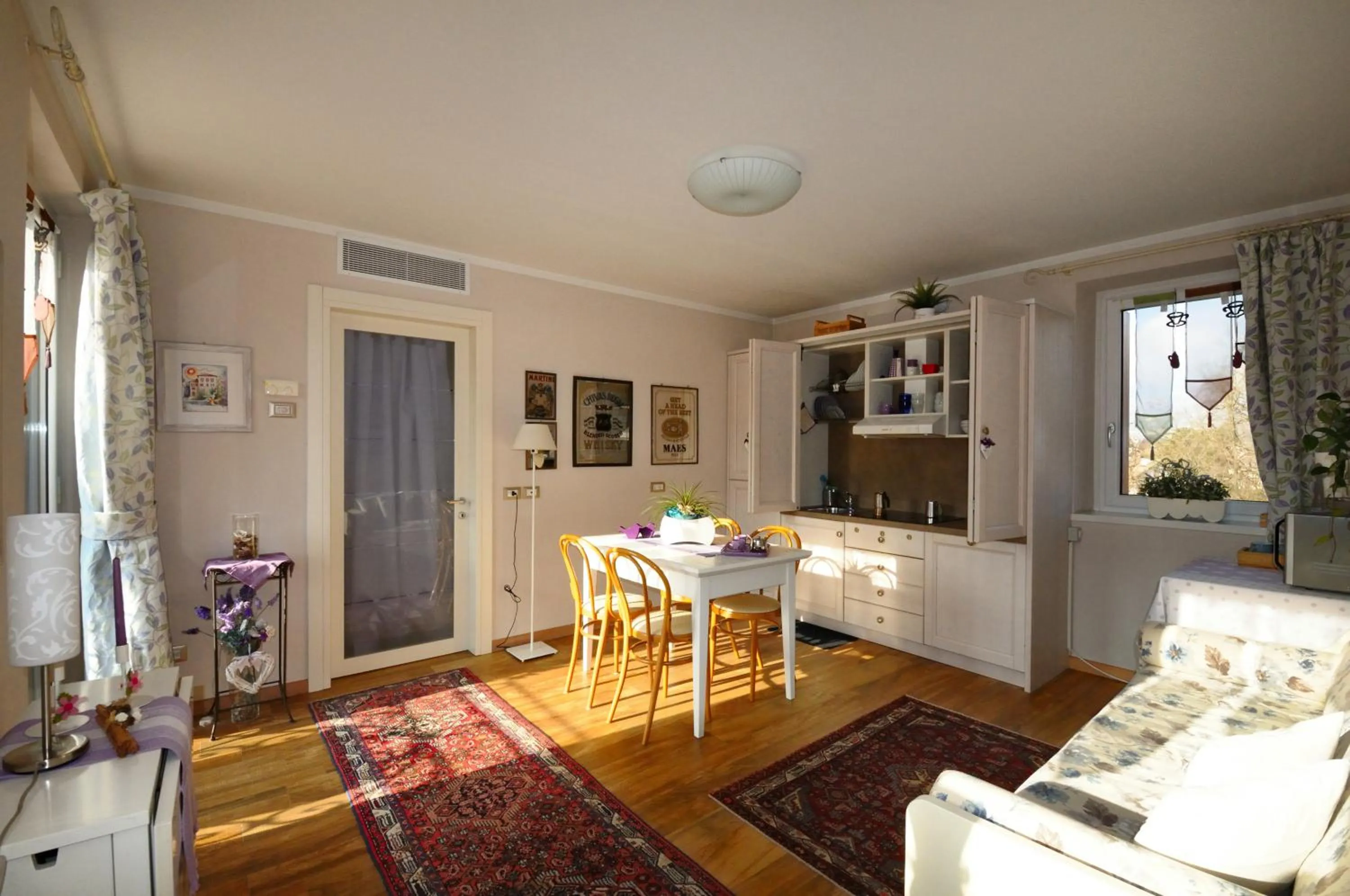 Kitchen or kitchenette in Casa Novecento "Rooms & apartments"