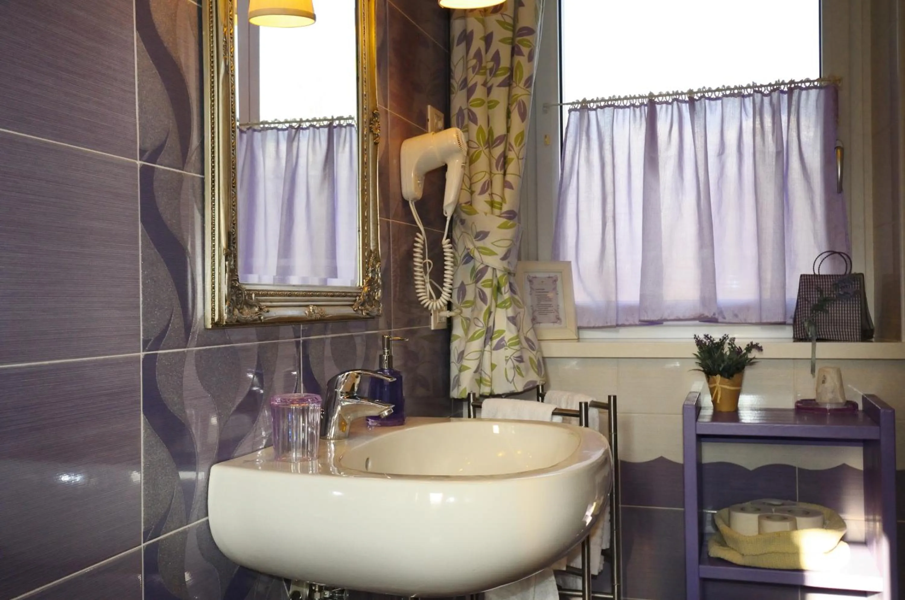 Bathroom in Casa Novecento "Rooms & apartments"